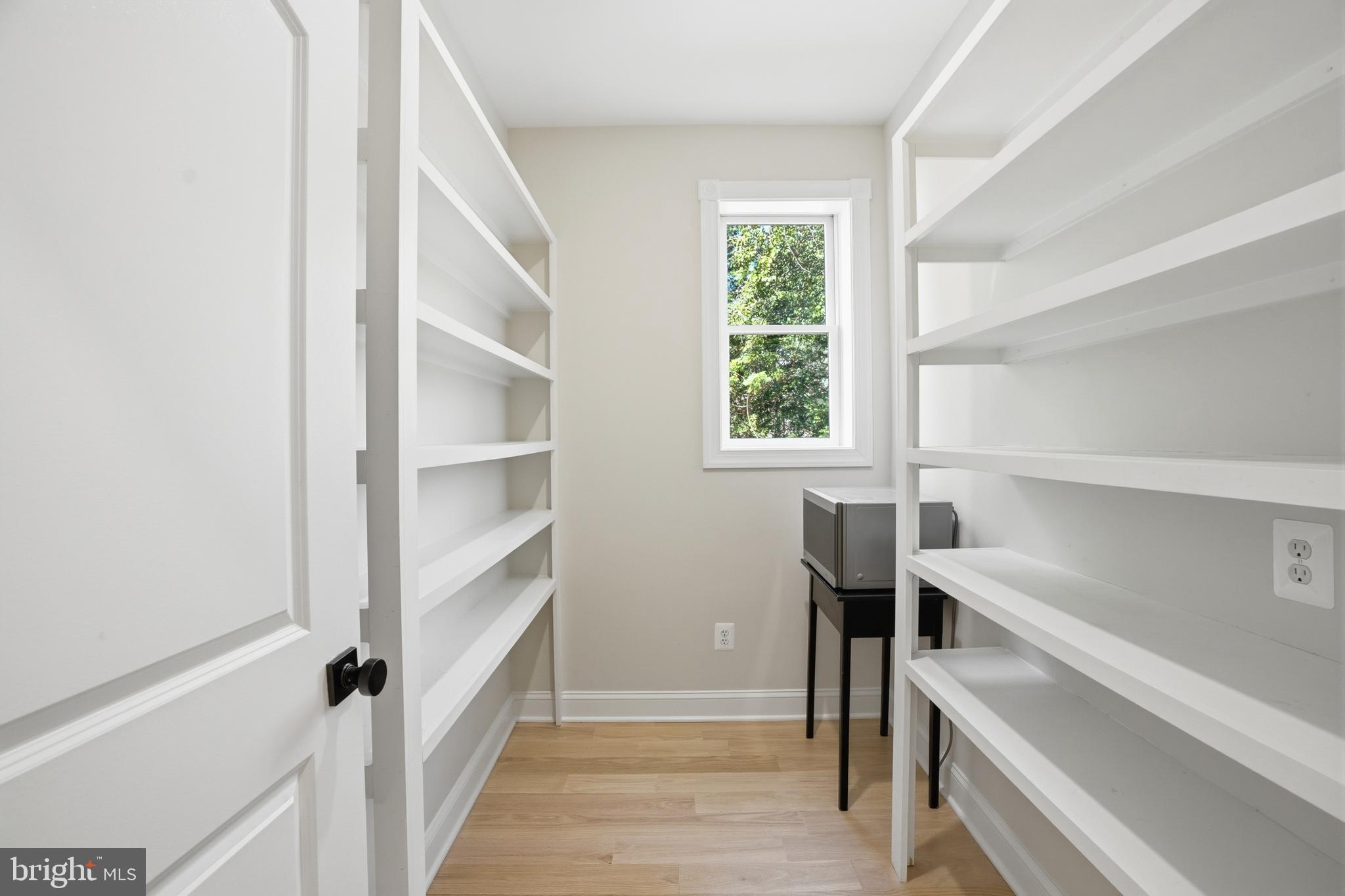 DUNN LORING GARDENS - Residential