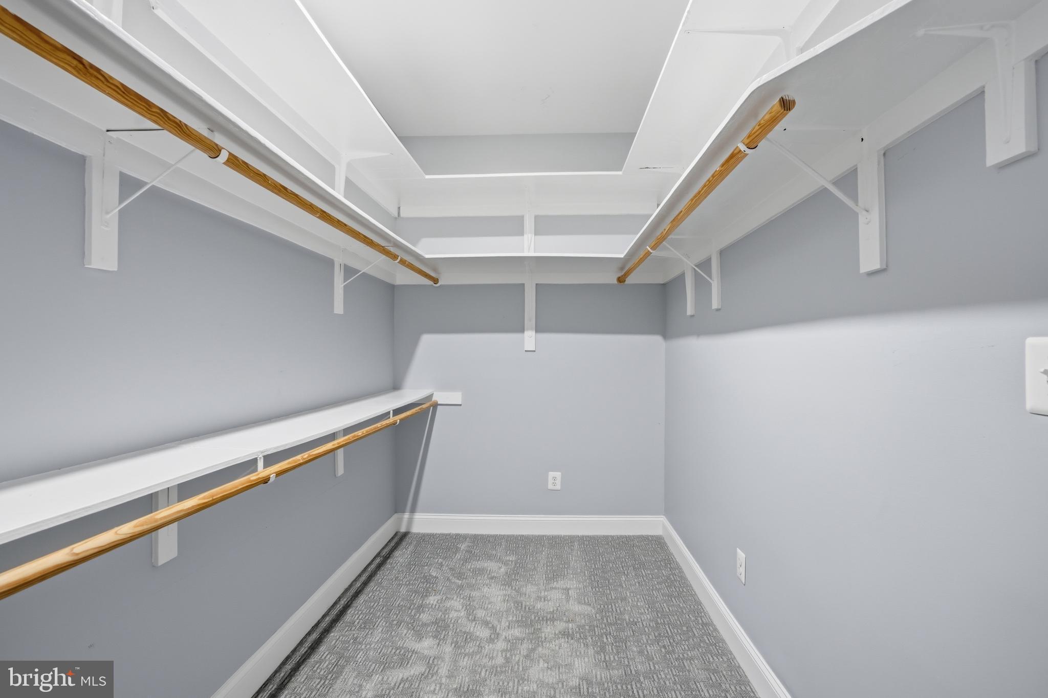 DUNN LORING GARDENS - Residential