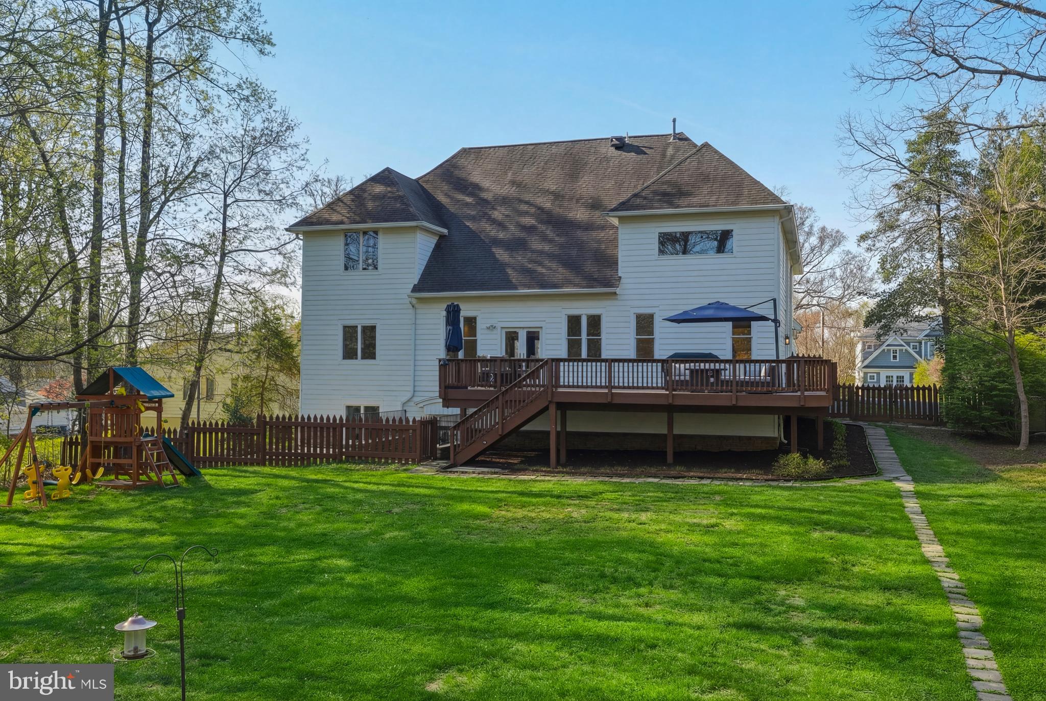 DUNN LORING GARDENS - Residential