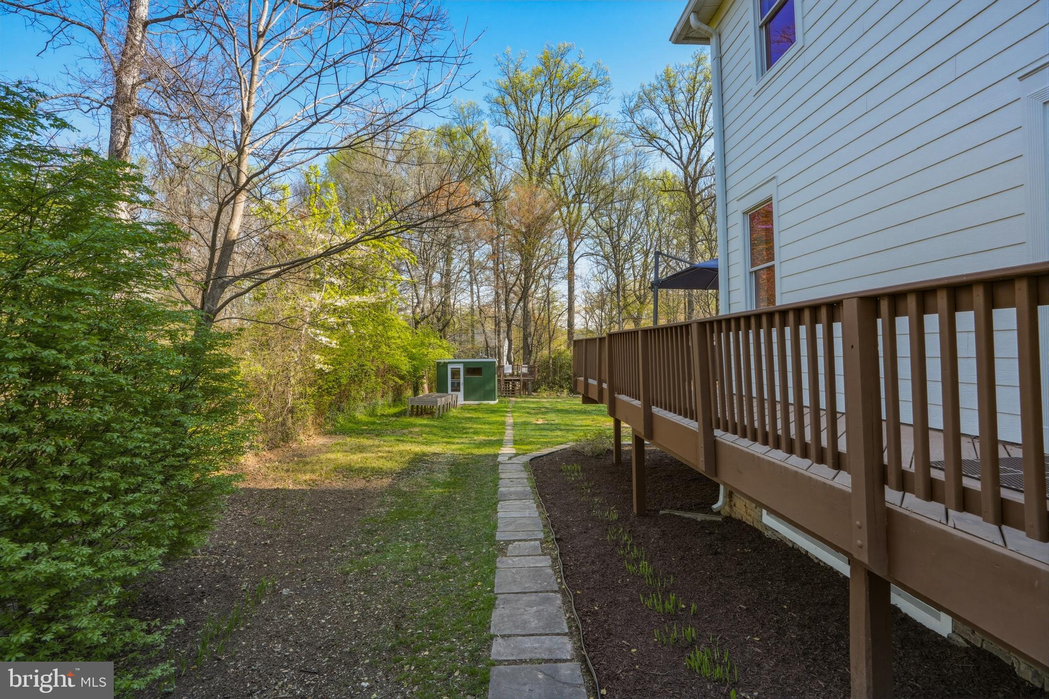 DUNN LORING GARDENS - Residential