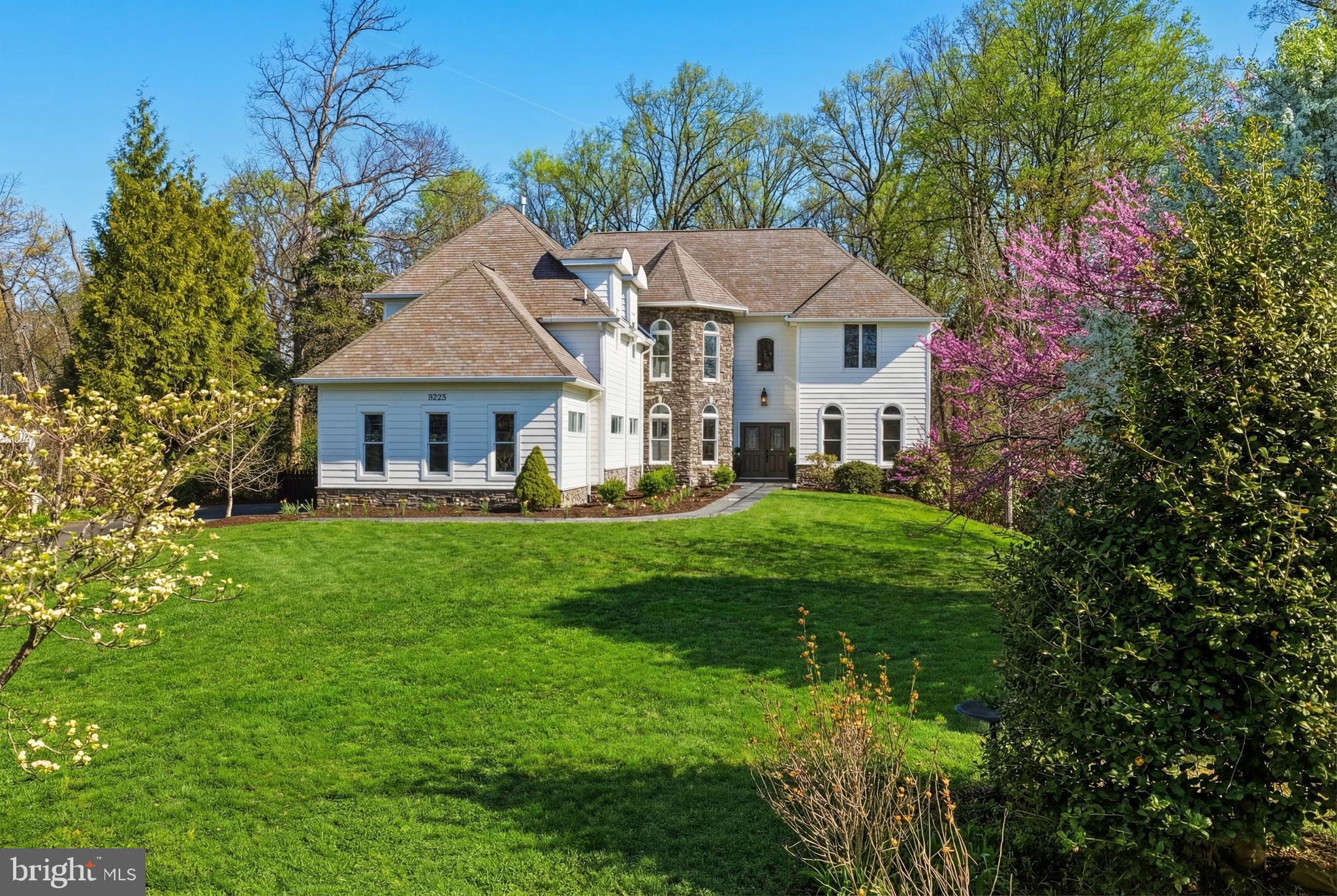 DUNN LORING GARDENS - Residential