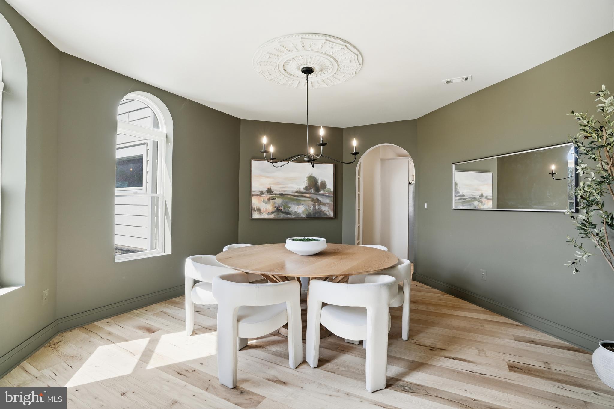 DUNN LORING GARDENS - Residential