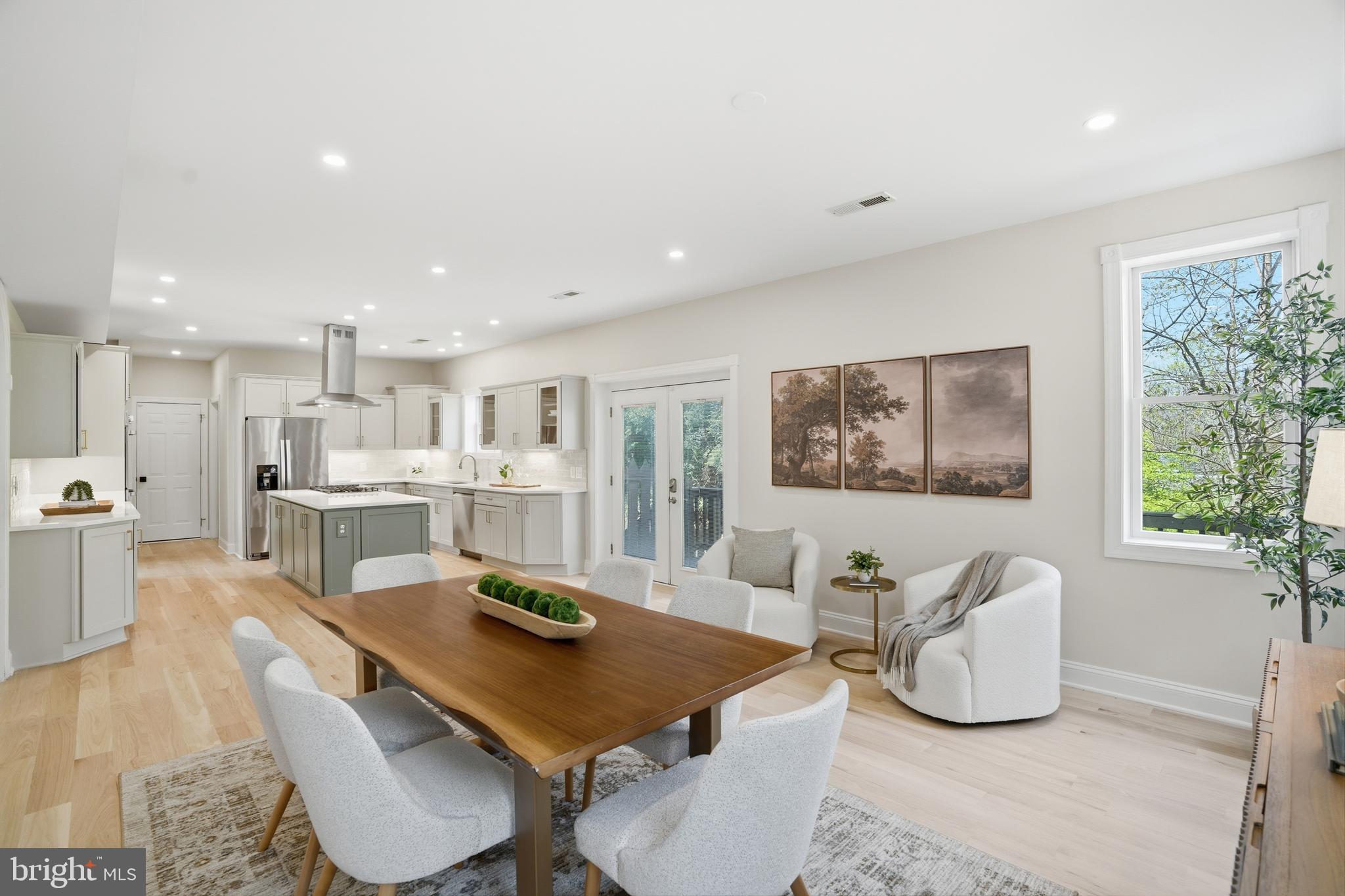 DUNN LORING GARDENS - Residential