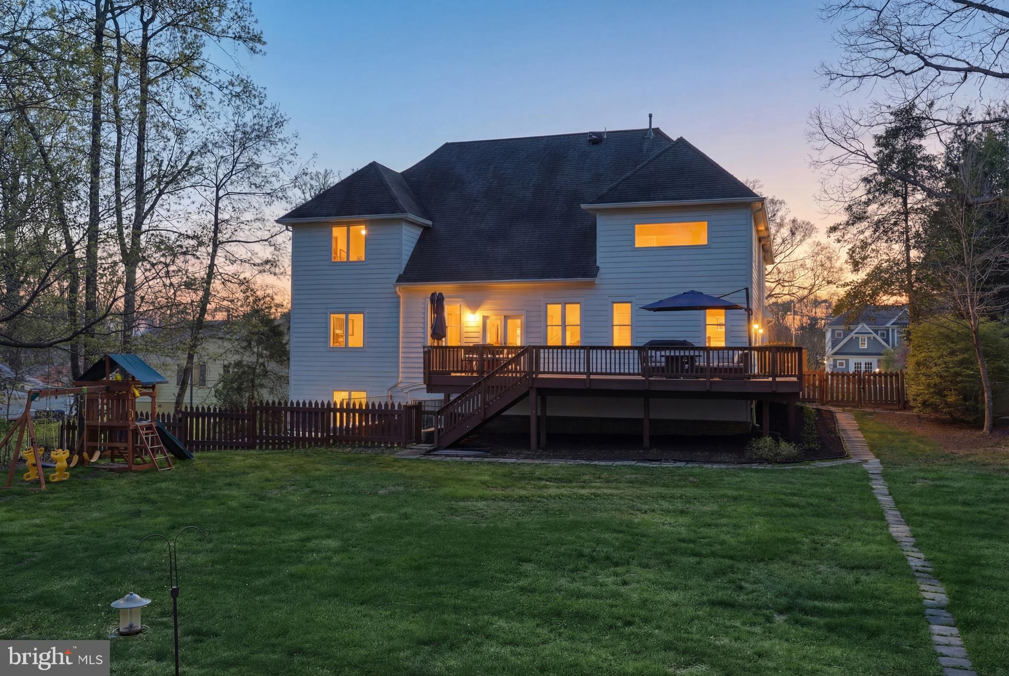 DUNN LORING GARDENS - Residential