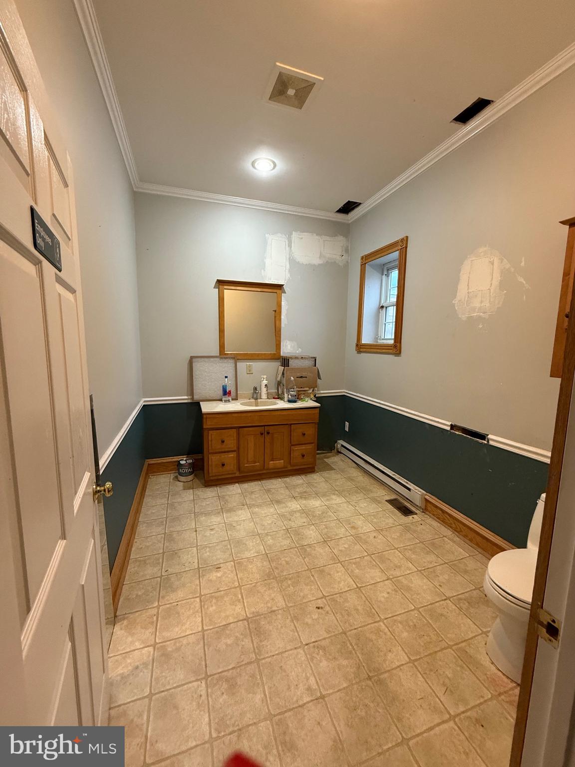 TOWN OF BATH - Commercial Sale