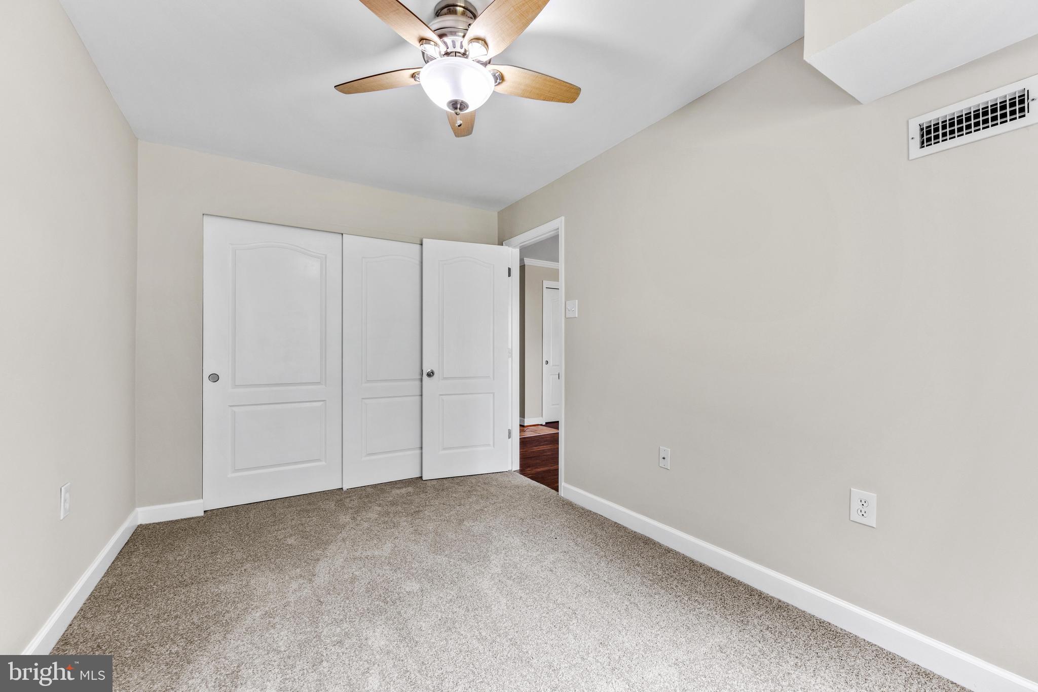 SUN VALLEY CONDOMINIUMS - Residential Lease