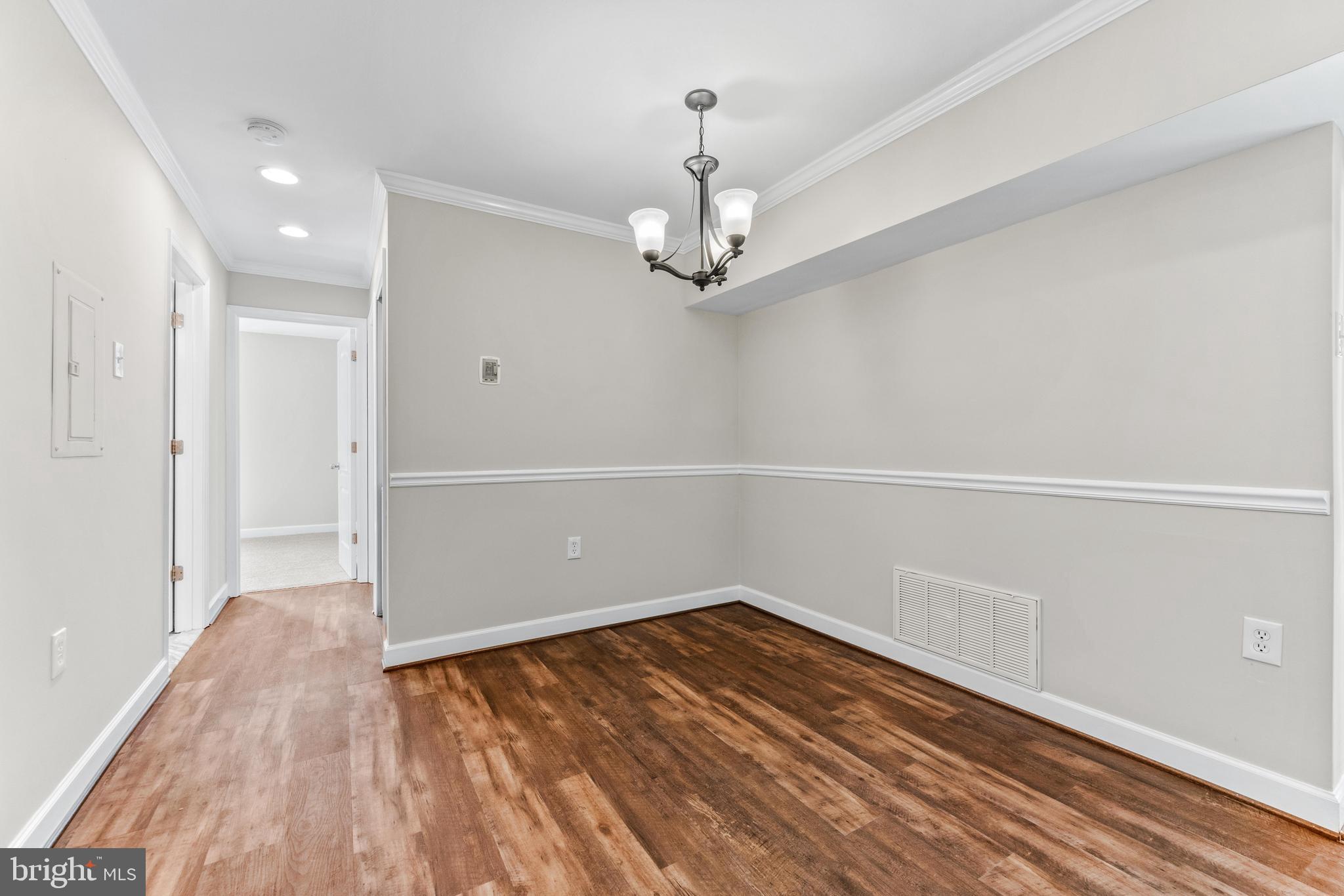 SUN VALLEY CONDOMINIUMS - Residential Lease