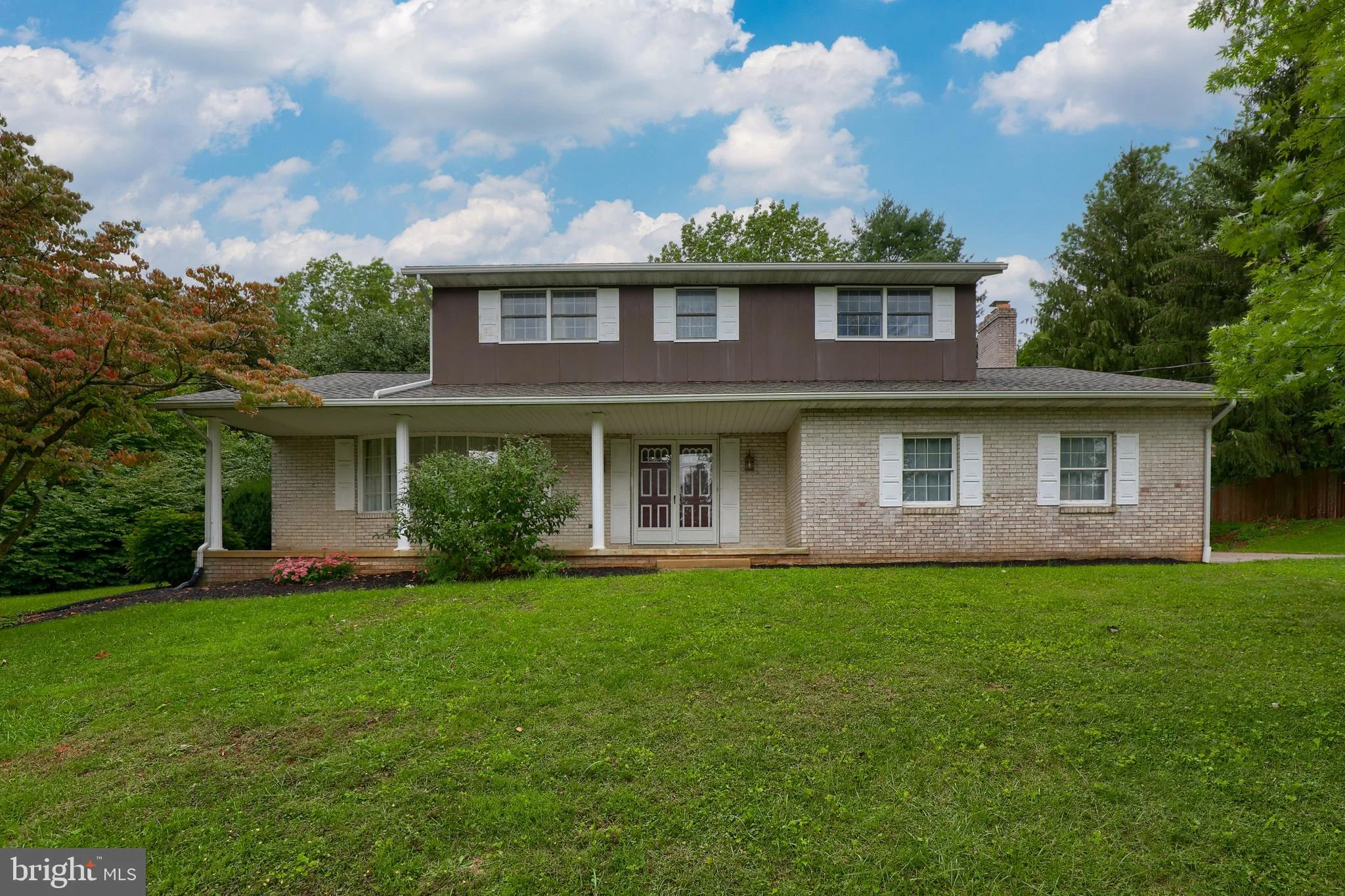 2240 Dandridge Drive, York, PA 17403