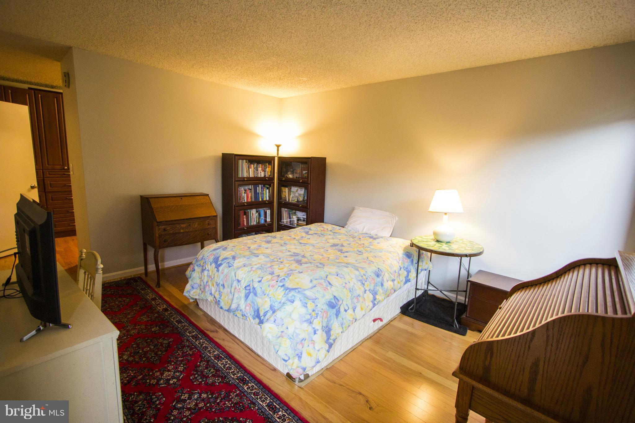 THE PLAZA - Residential