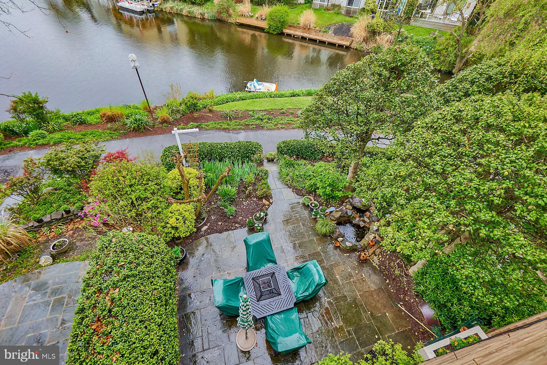 WASHINGTON PLAZA - Residential