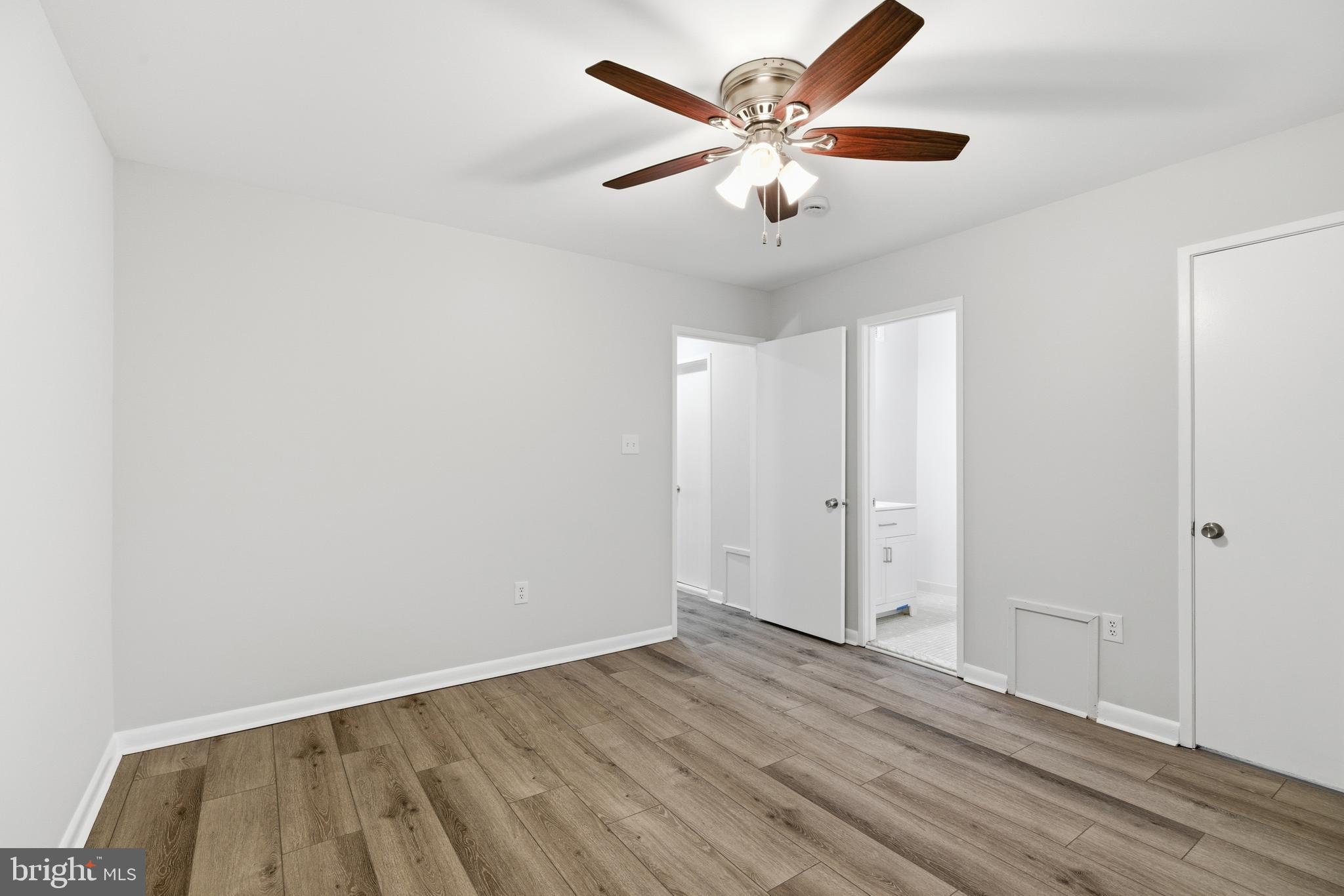 BOSTON RIDGE - Residential