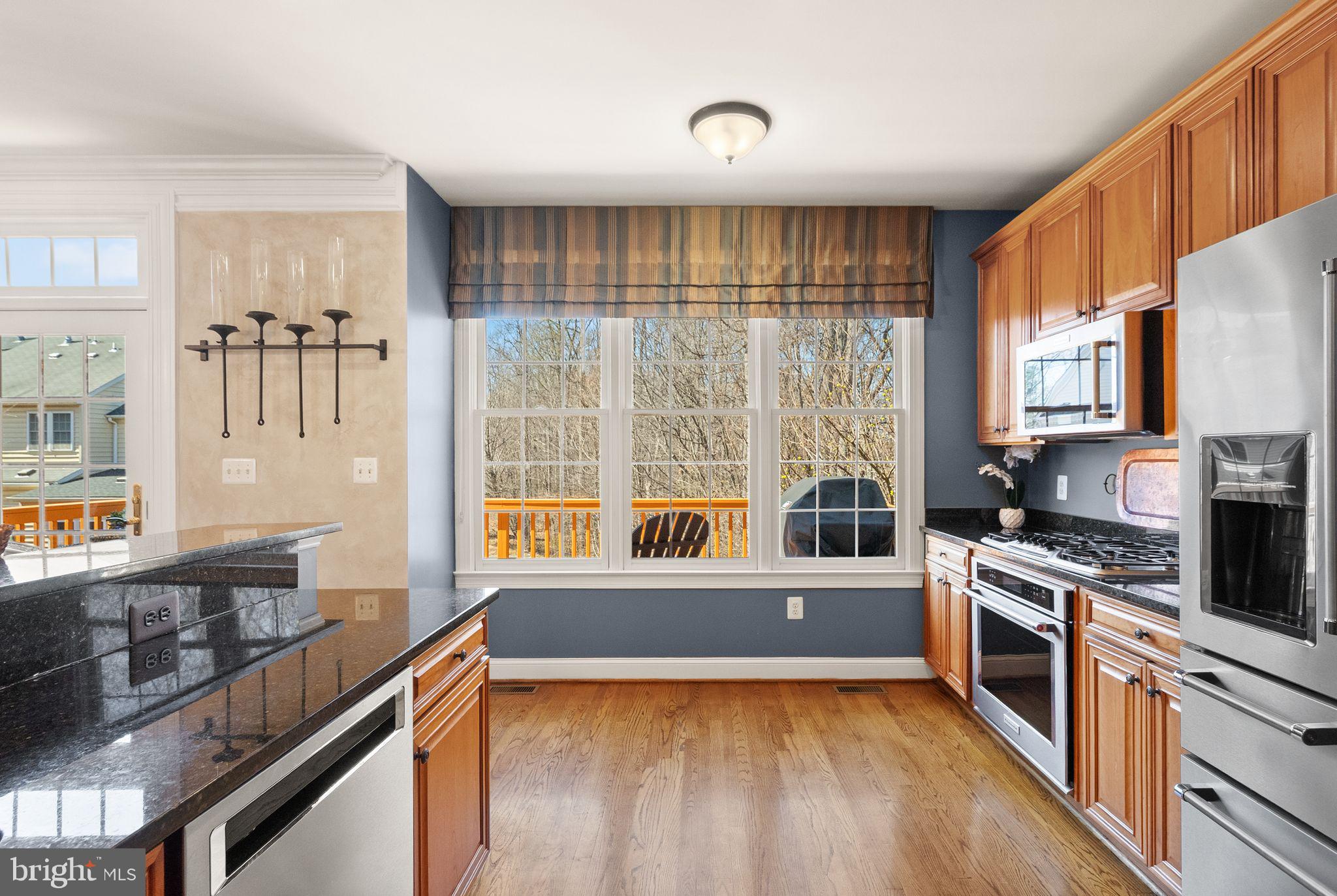 RIDGE TOP - Residential