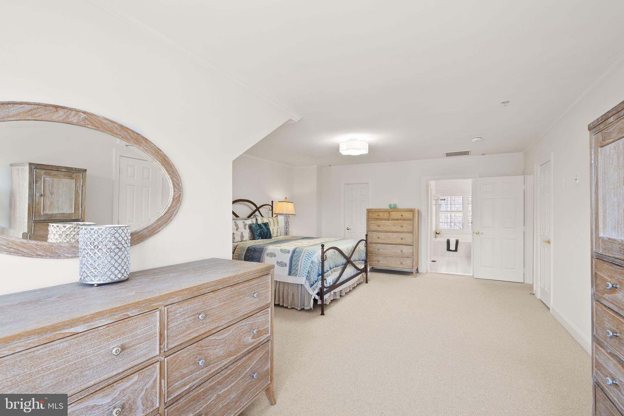 RIDGE TOP - Residential