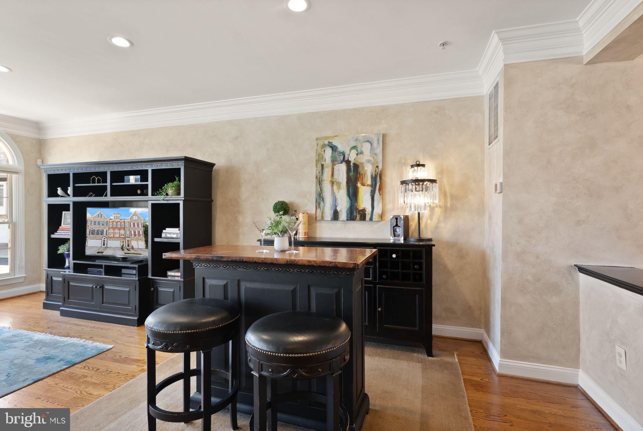 RIDGE TOP - Residential