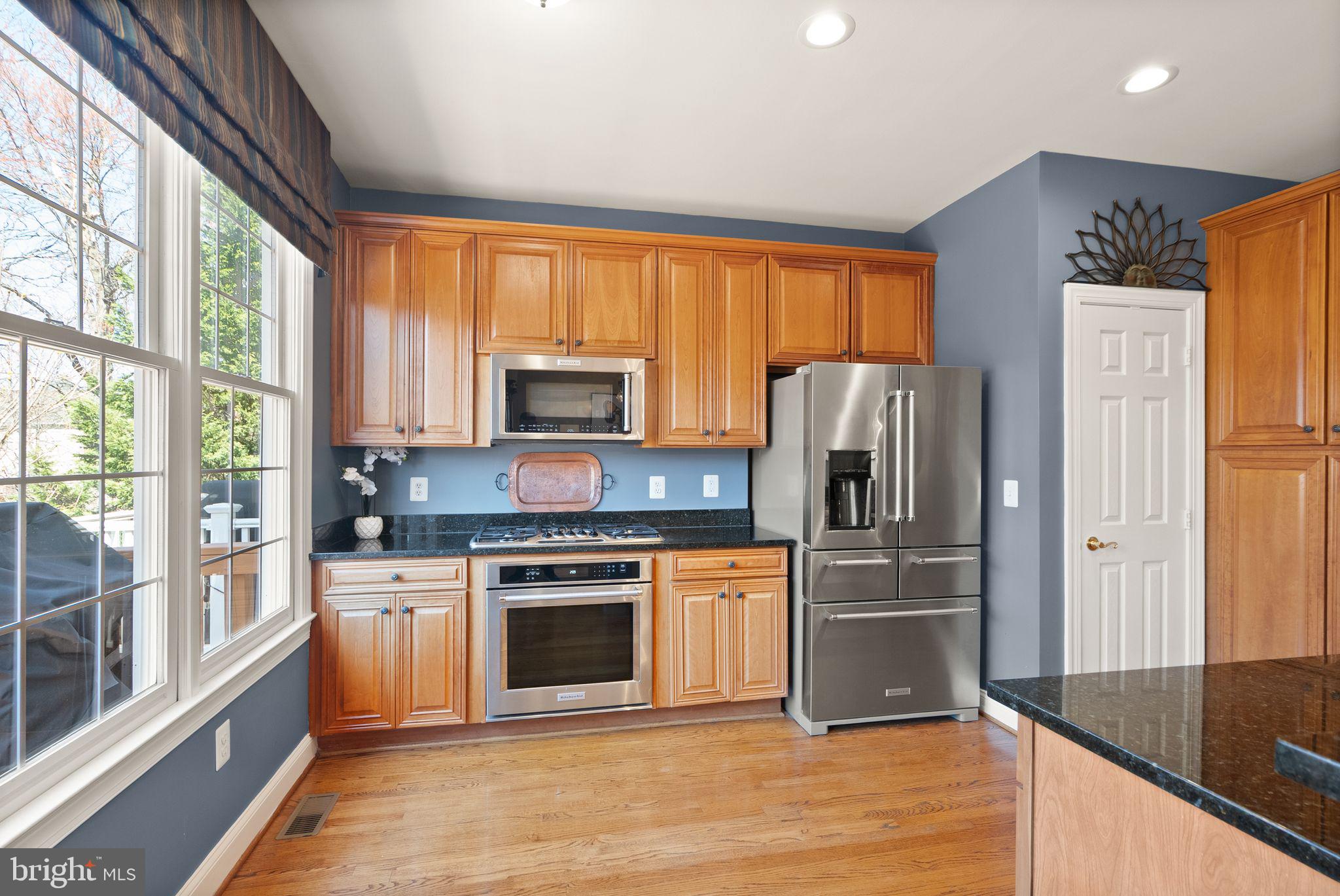 RIDGE TOP - Residential