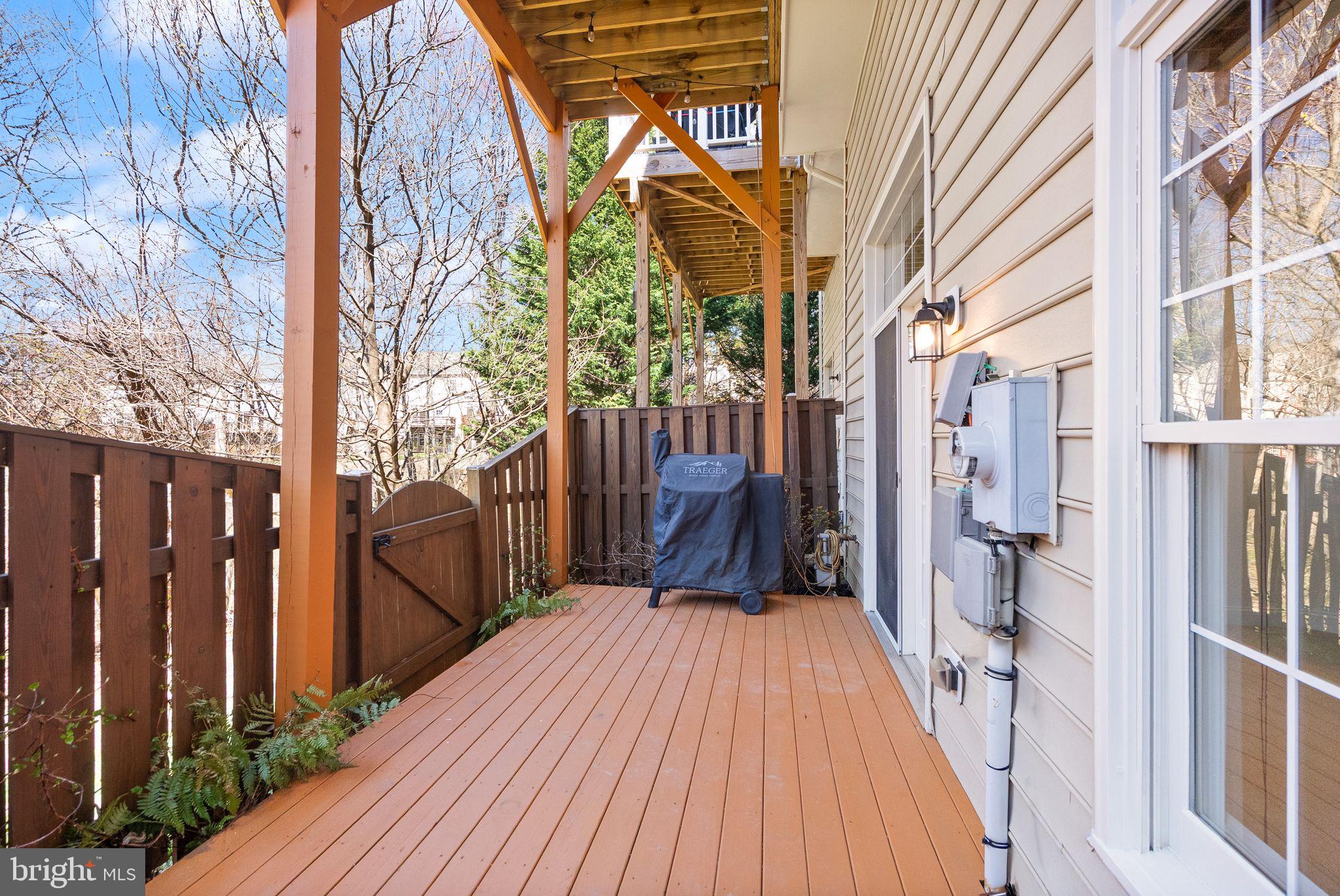 RIDGE TOP - Residential