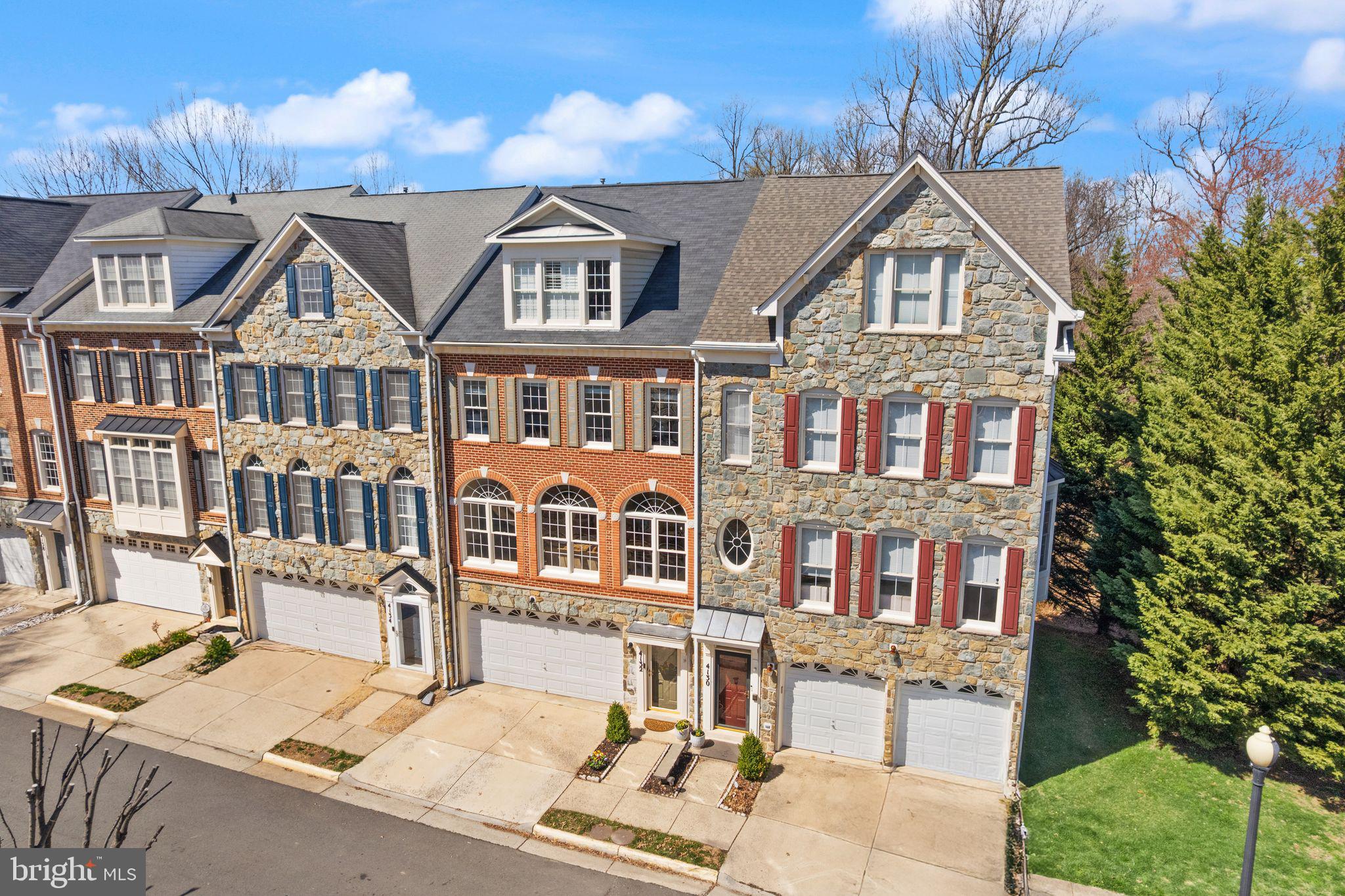 RIDGE TOP - Residential