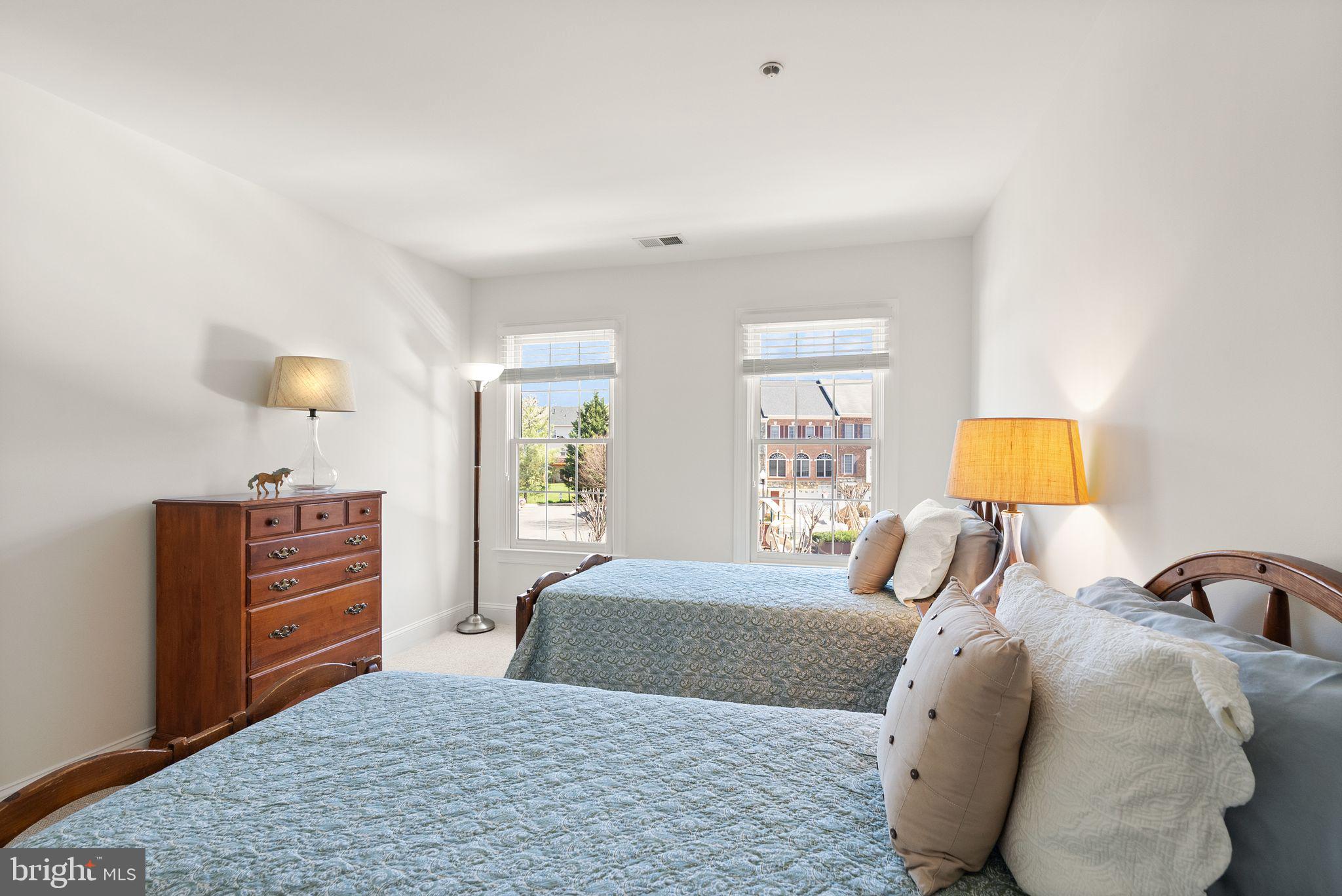 RIDGE TOP - Residential