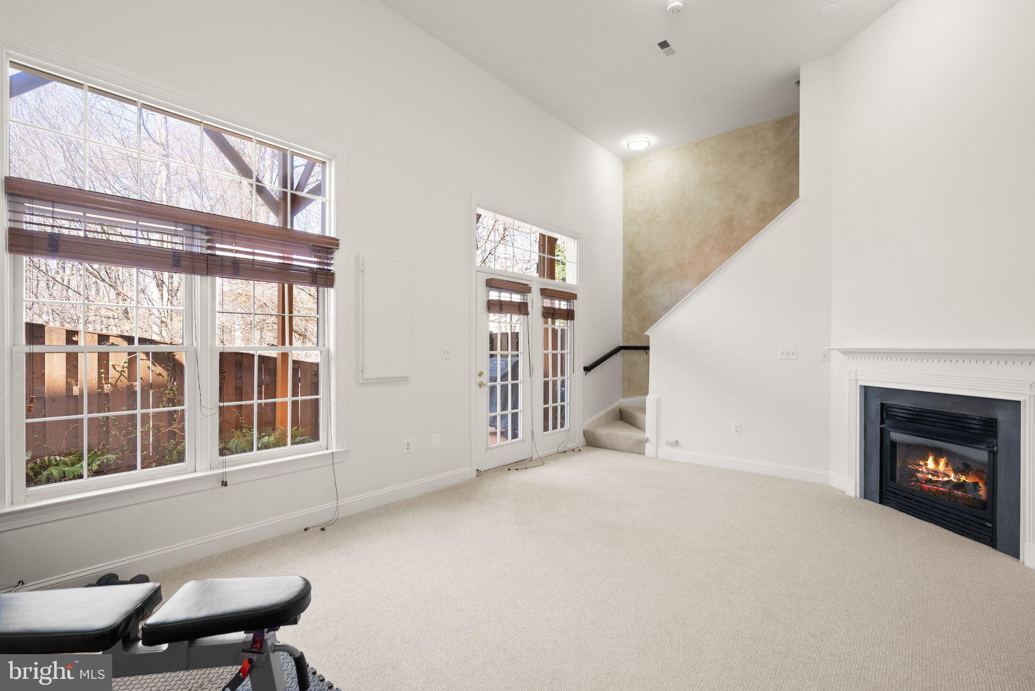 RIDGE TOP - Residential