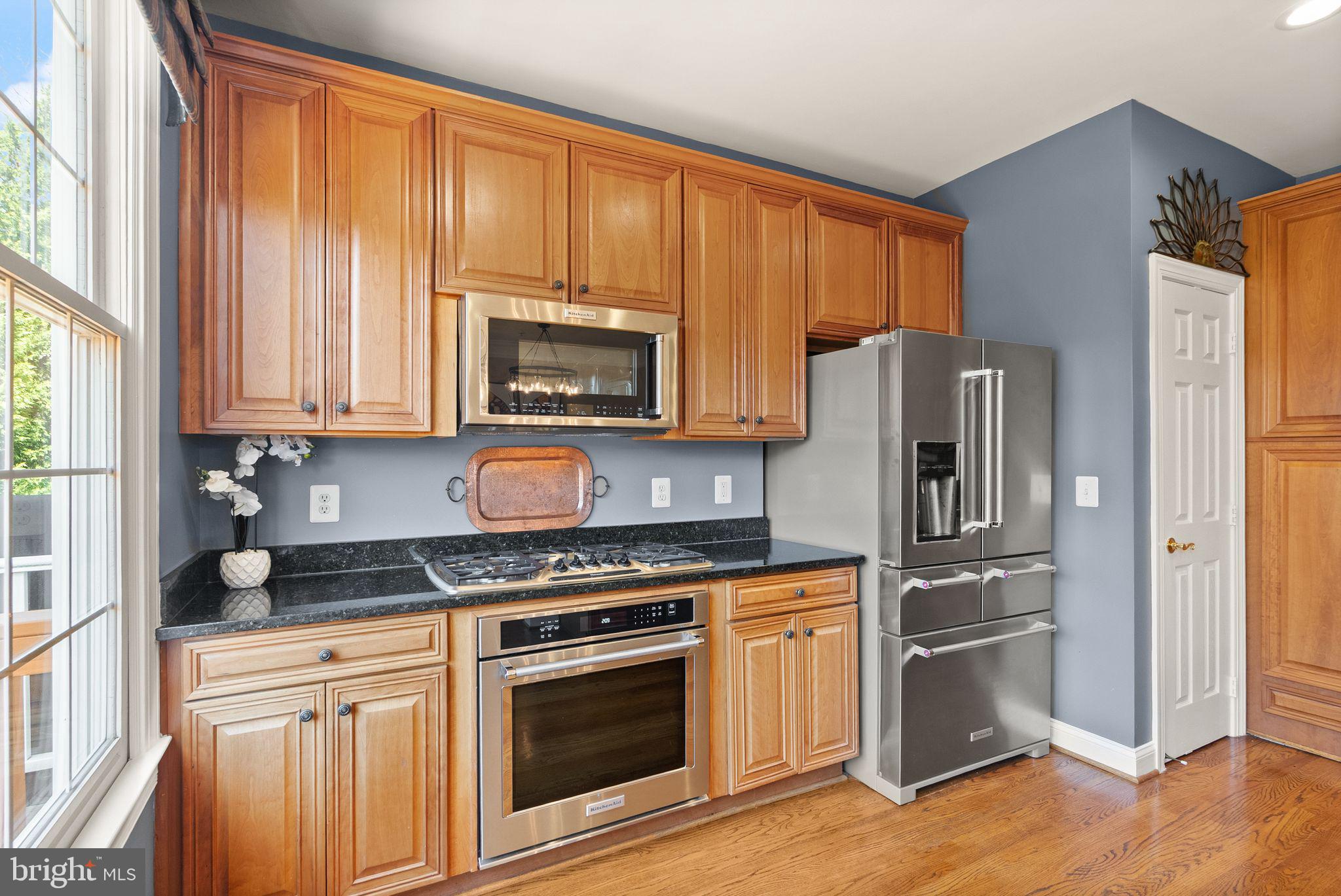 RIDGE TOP - Residential