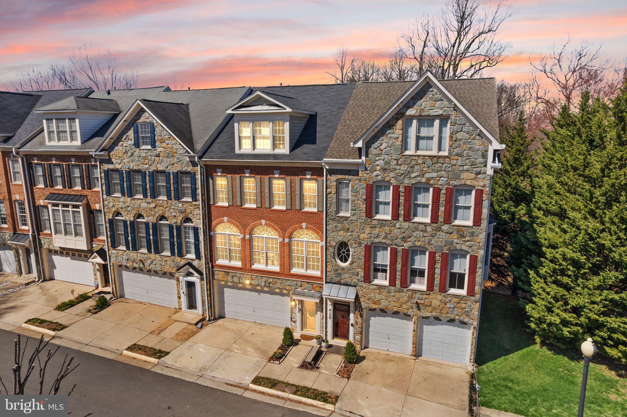 RIDGE TOP - Residential