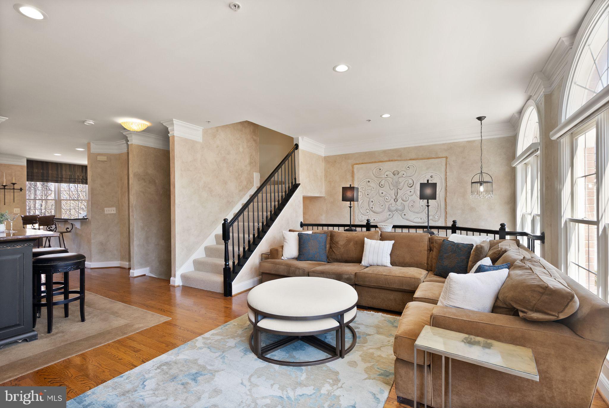 RIDGE TOP - Residential