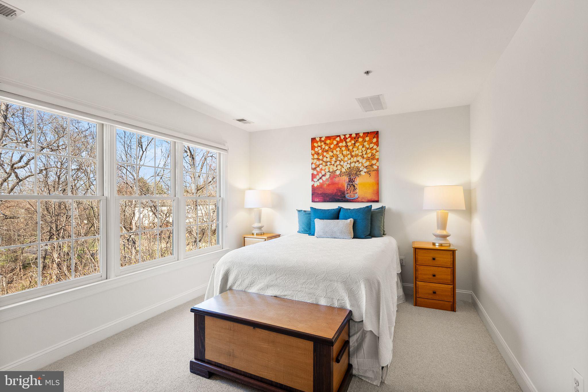 RIDGE TOP - Residential