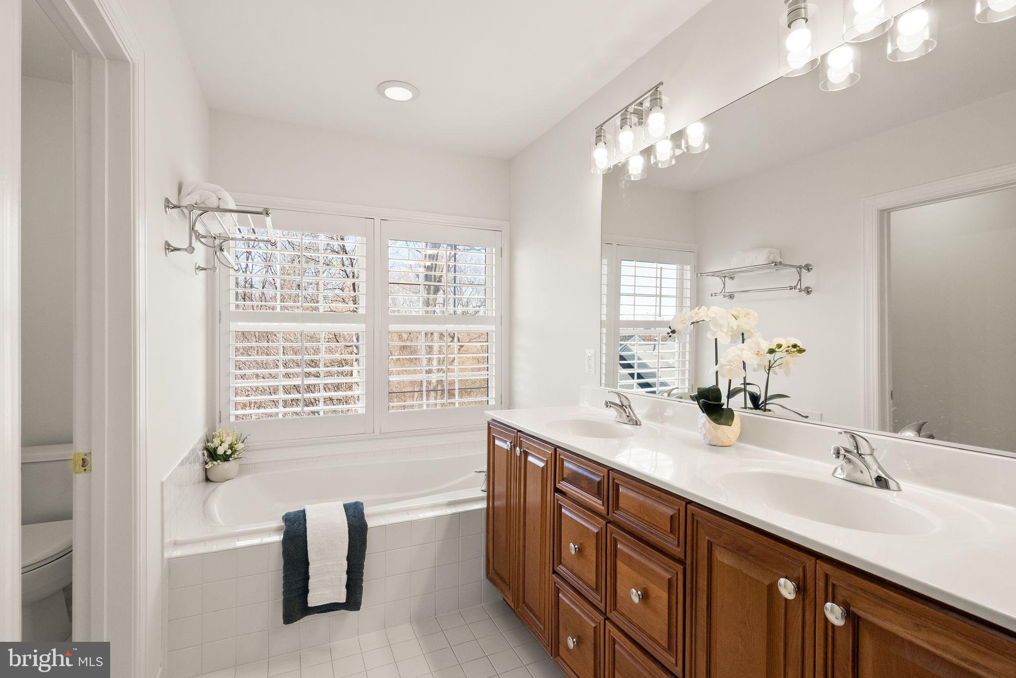 RIDGE TOP - Residential