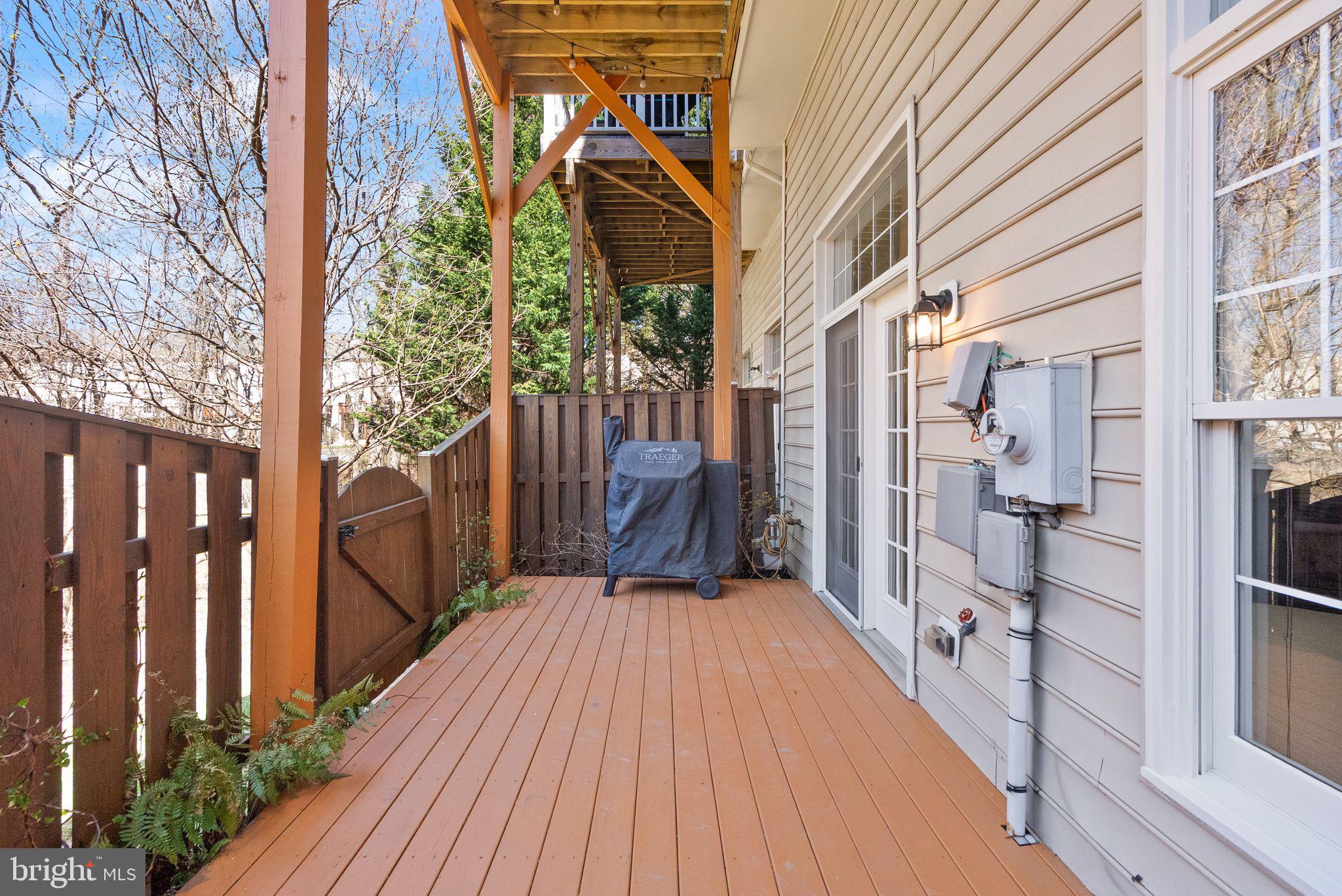 RIDGE TOP - Residential