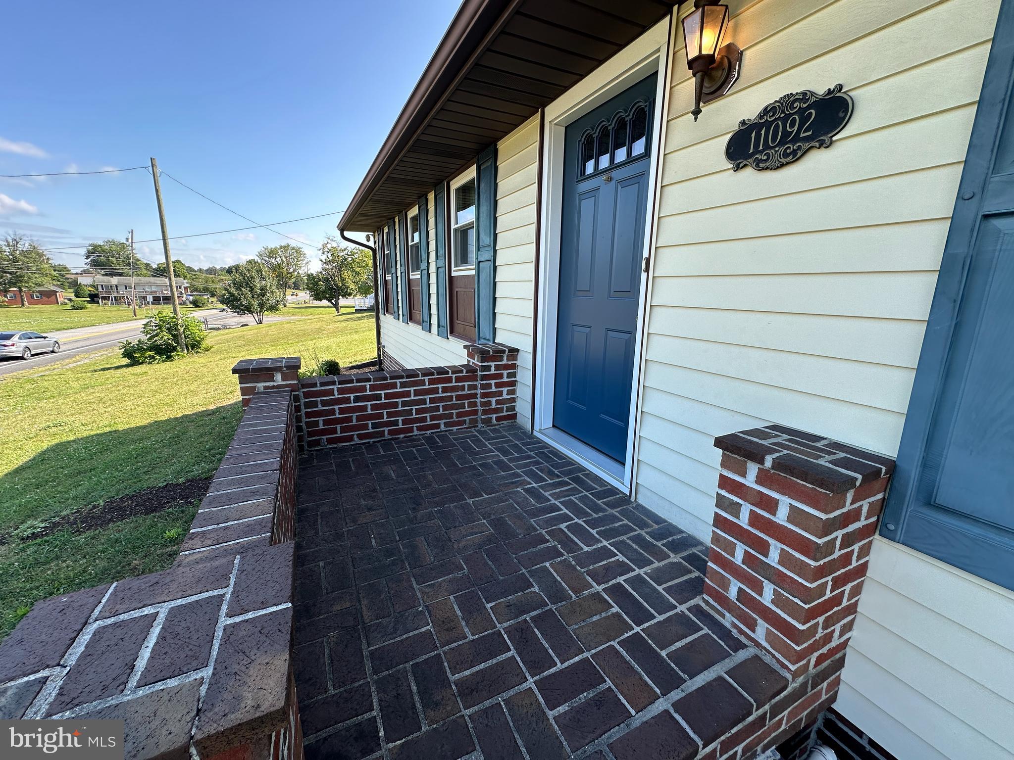 11092 WILLIAMSPORT PIKE