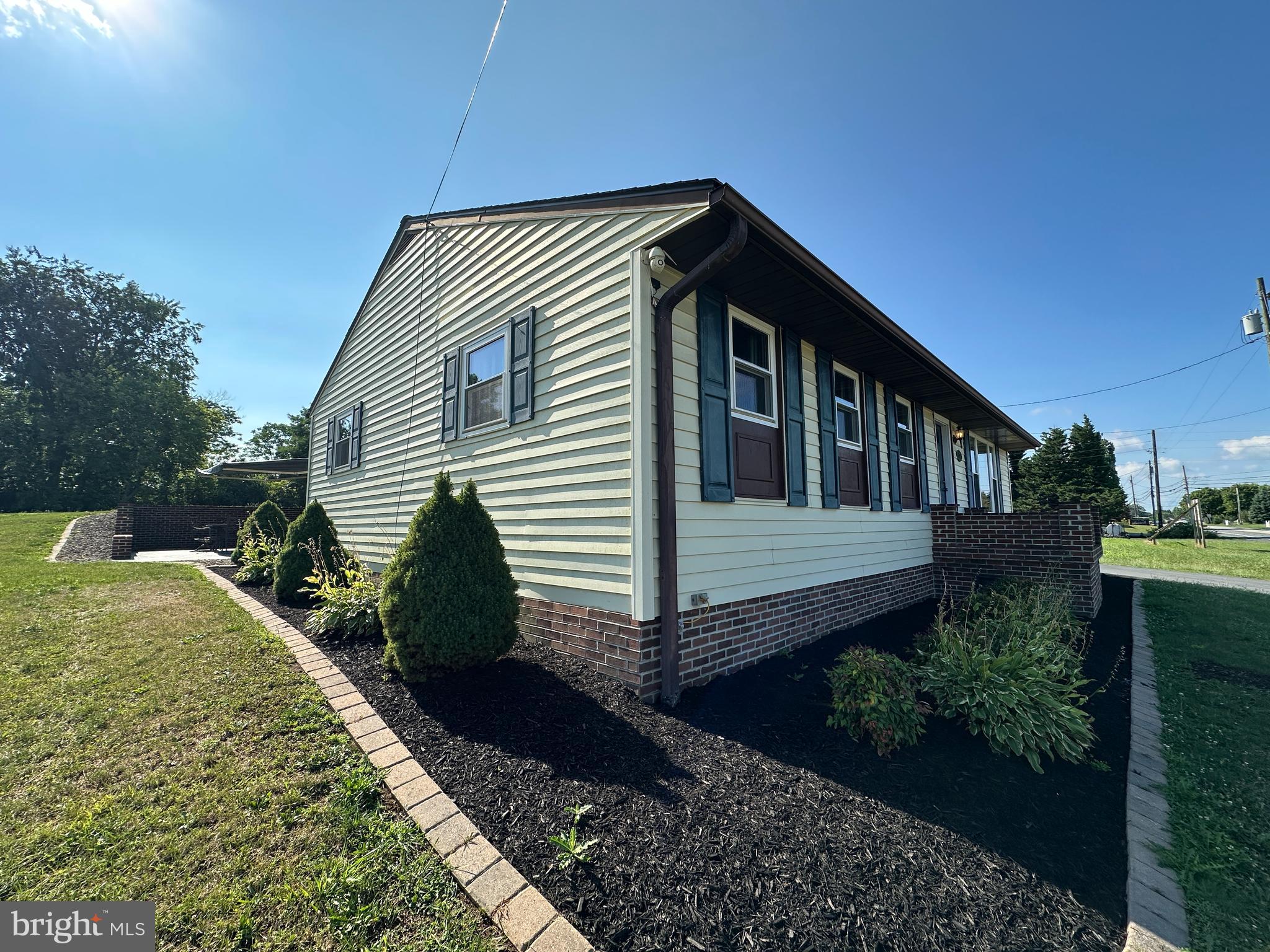 11092 WILLIAMSPORT PIKE