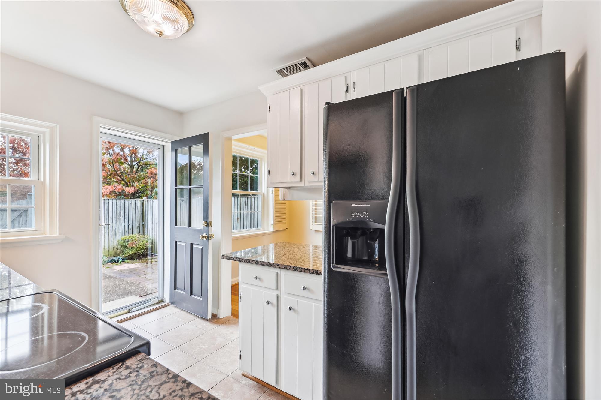 FAIRLINGTON GLEN - Residential Lease