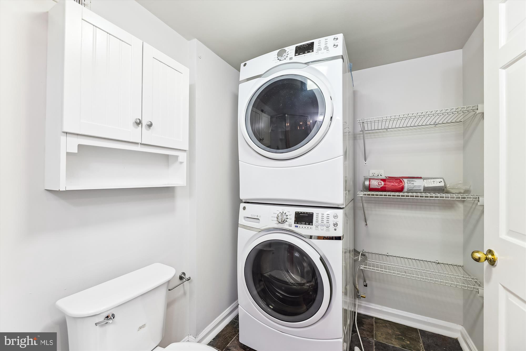 FAIRLINGTON GLEN - Residential Lease