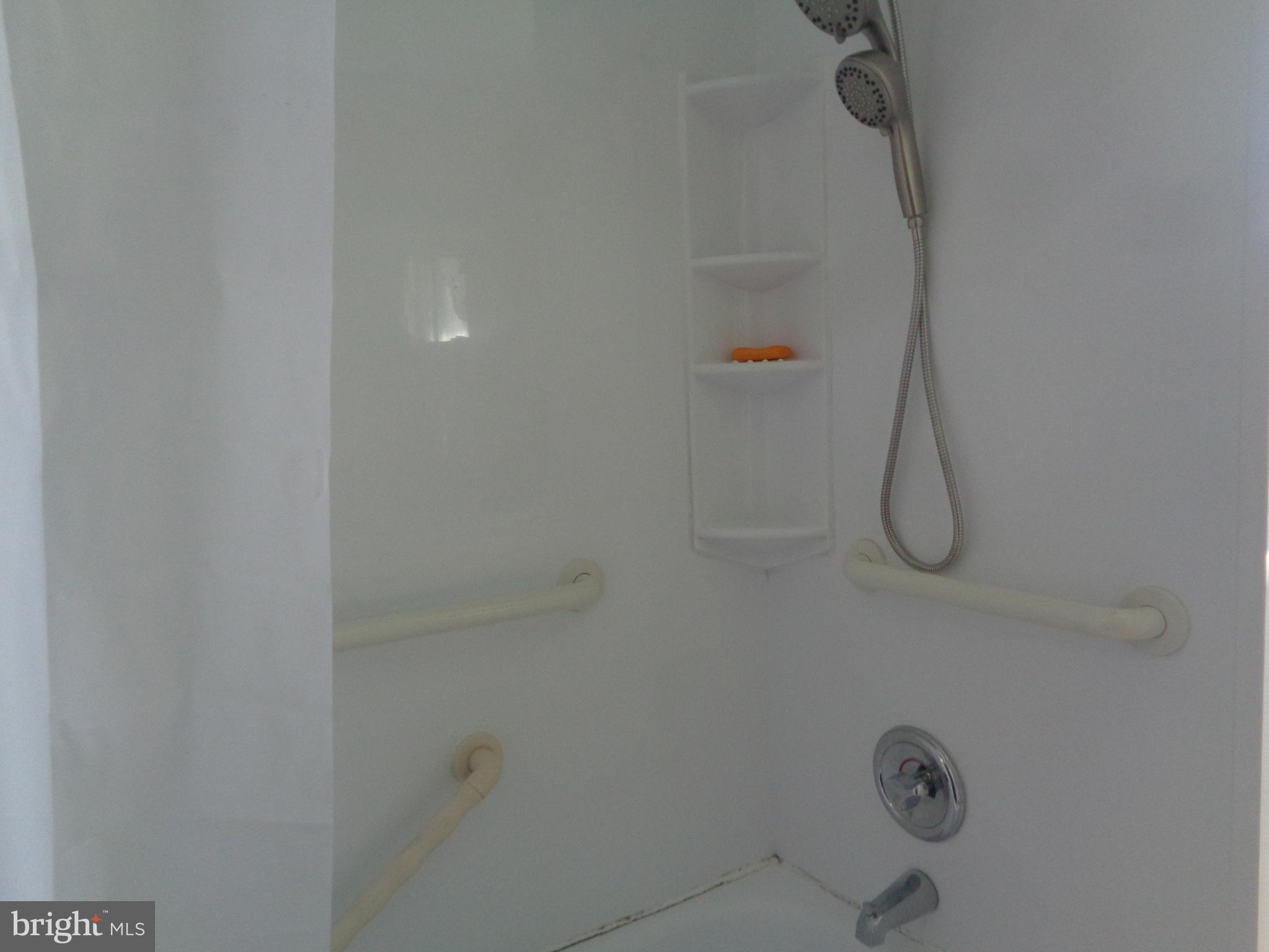 LEWISTOWN BORO - Residential