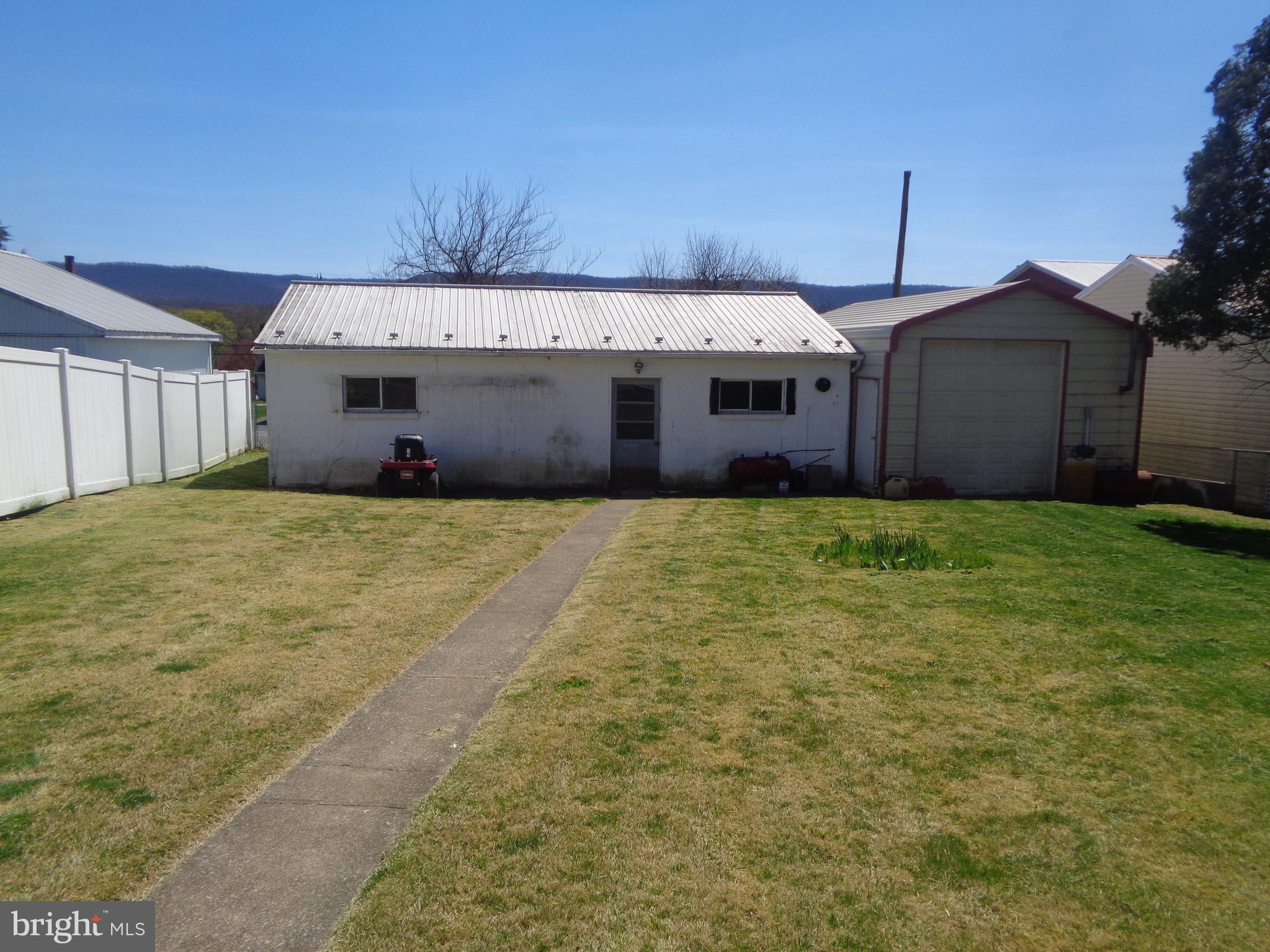 LEWISTOWN BORO - Residential