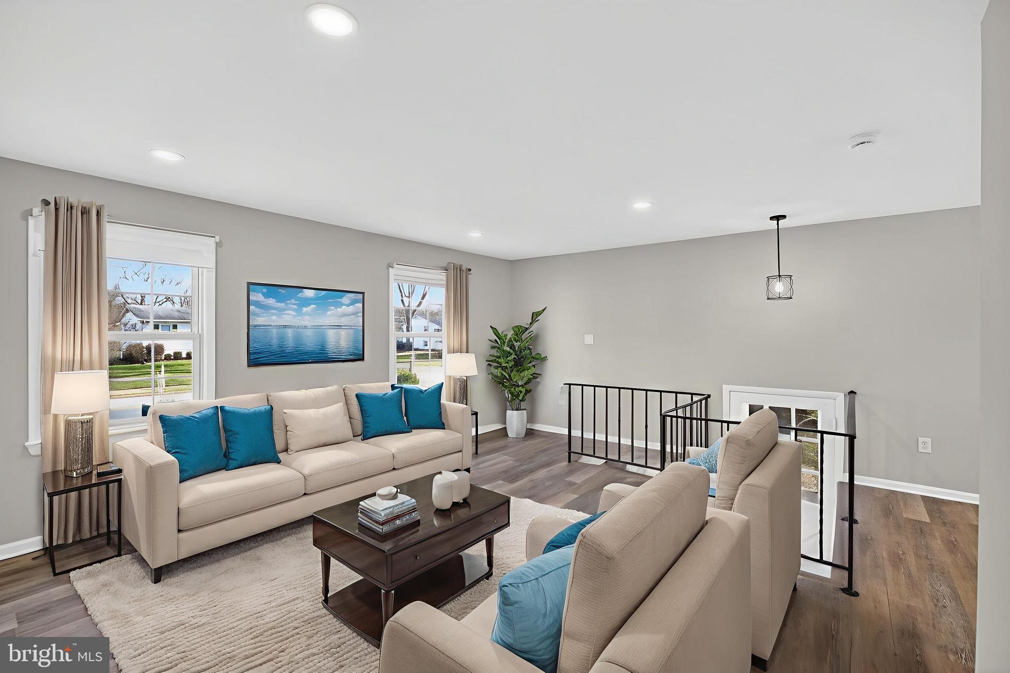 WOODLAWN TERRACE - Residential