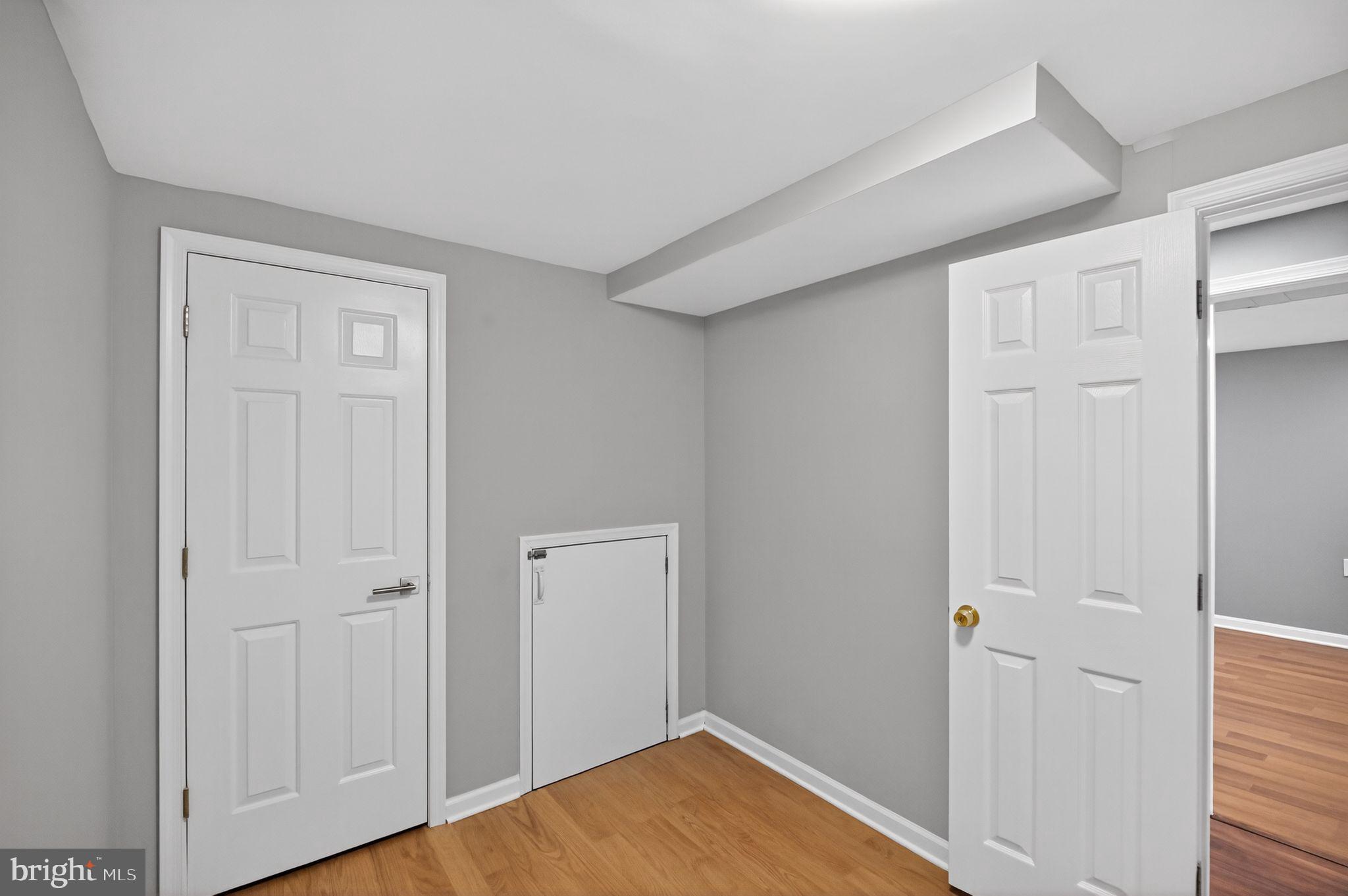 WOODLAWN TERRACE - Residential