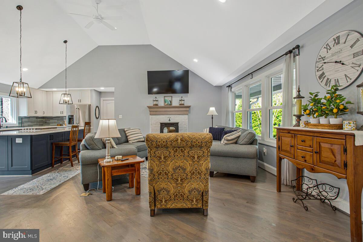 OWEN SOPER WOODS - Residential