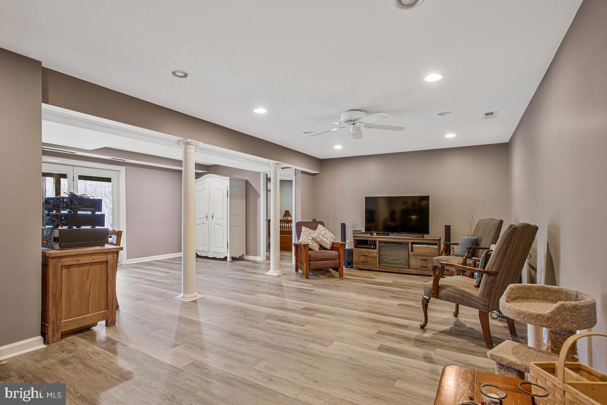 OWEN SOPER WOODS - Residential