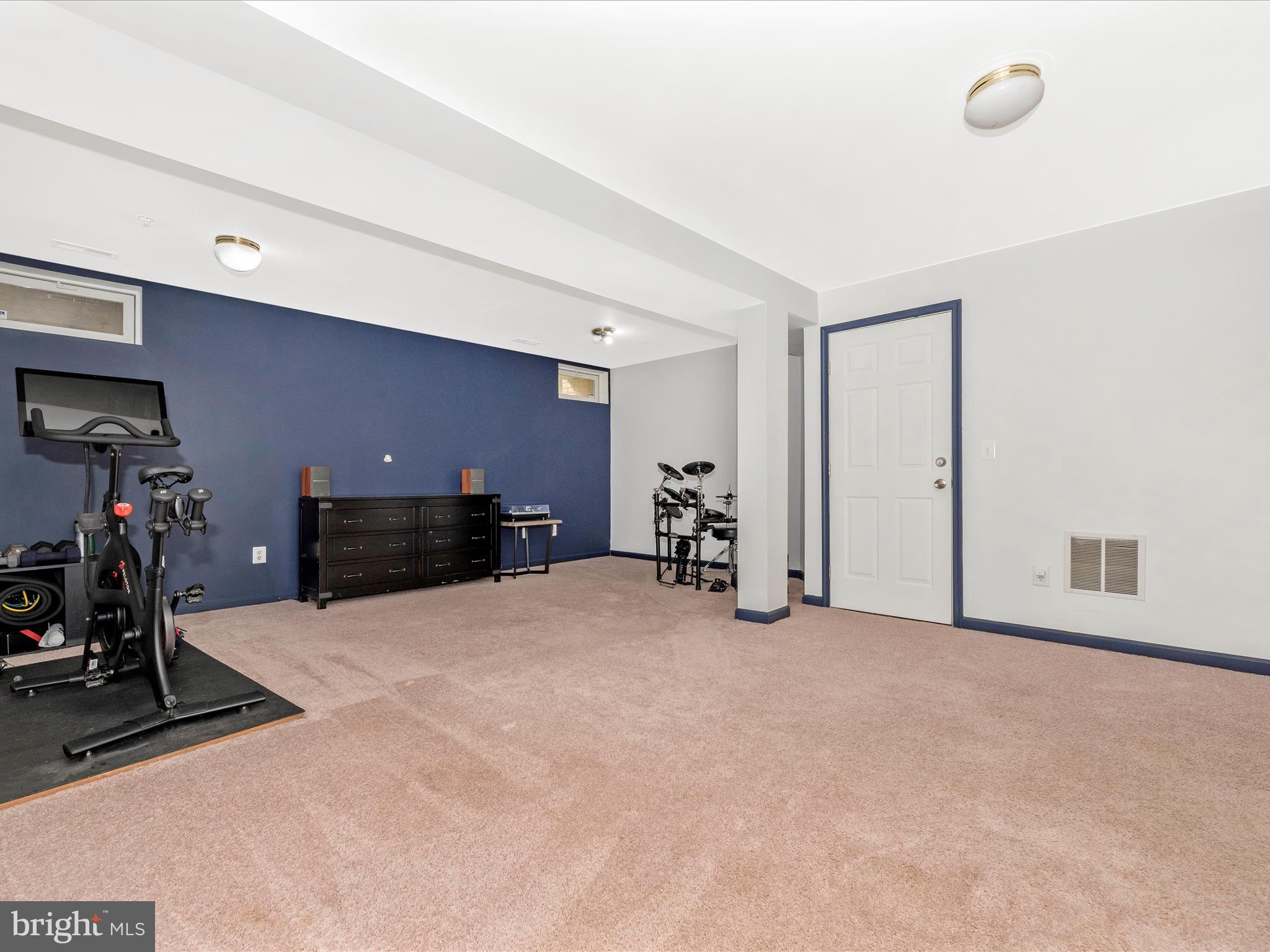 WILLOW BROOK - Residential