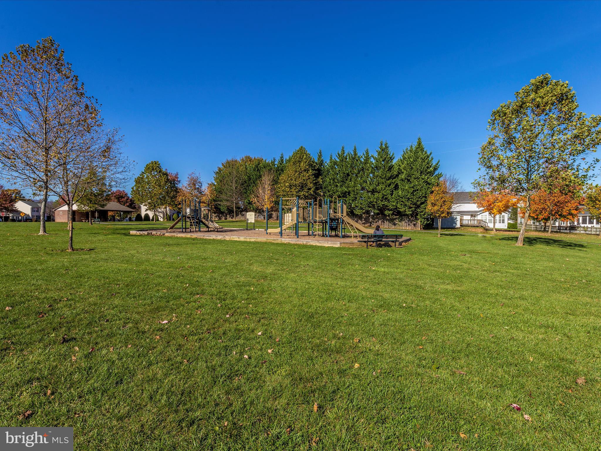 WILLOW BROOK - Residential