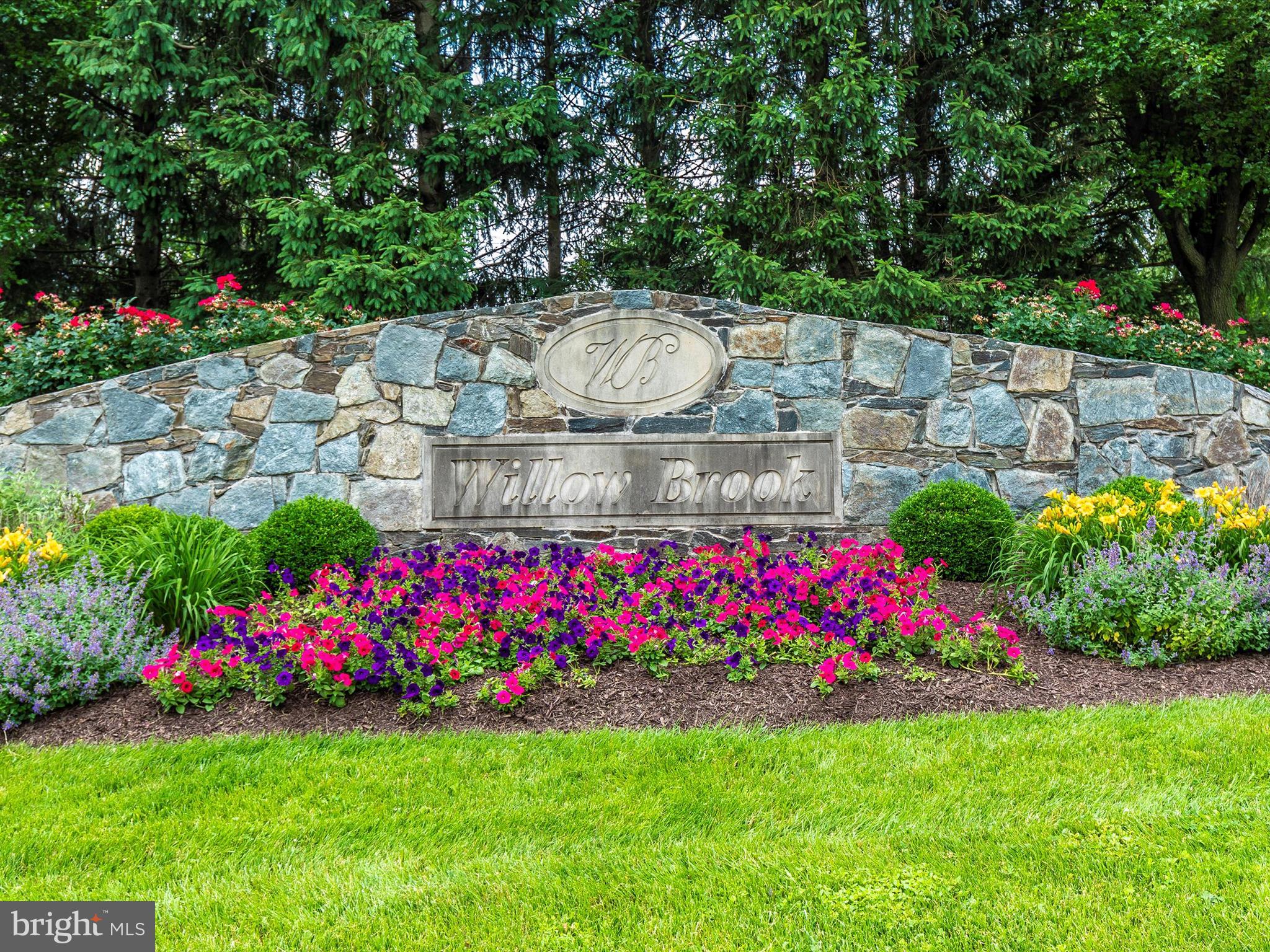 WILLOW BROOK - Residential