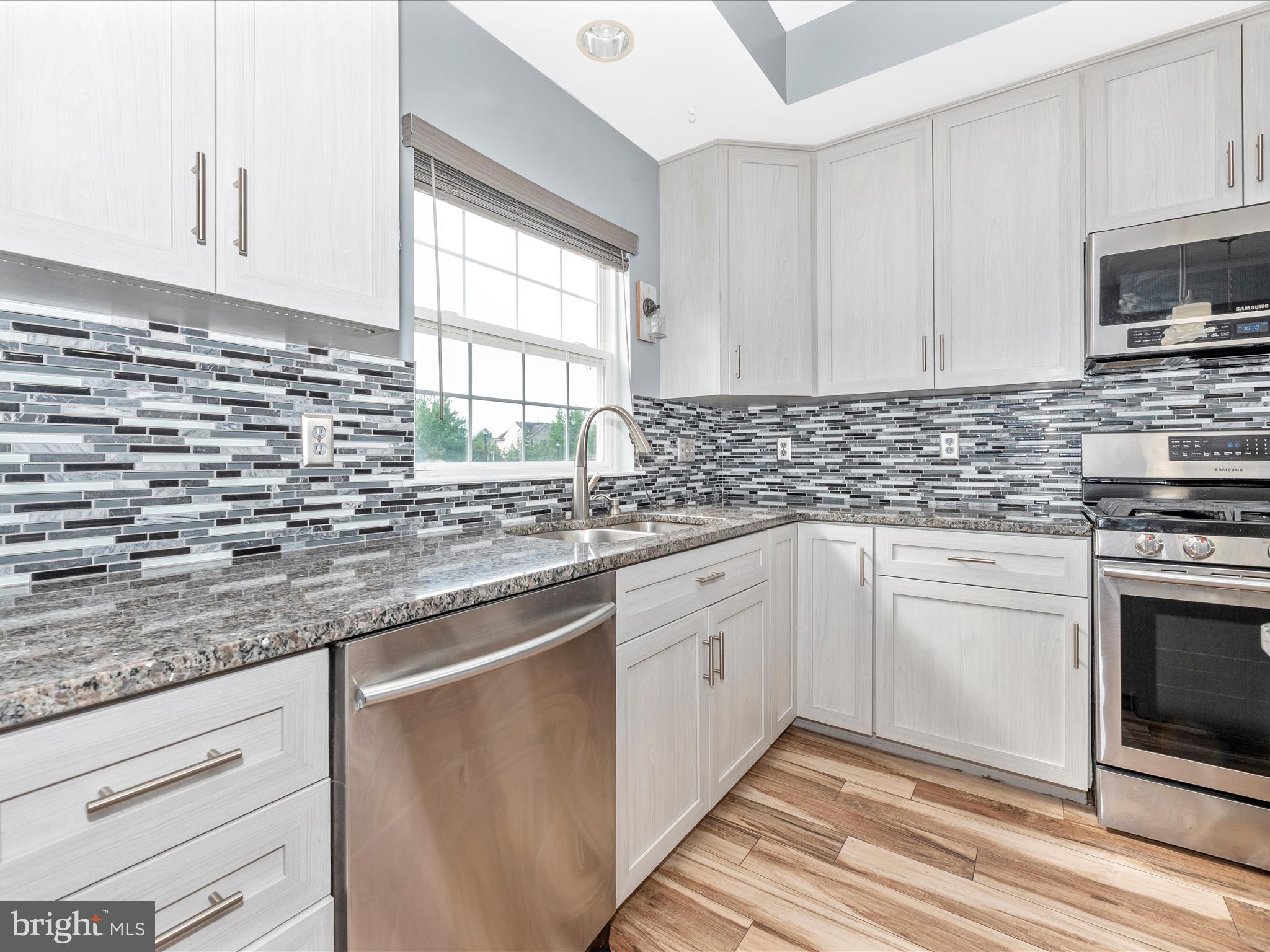 WILLOW BROOK - Residential