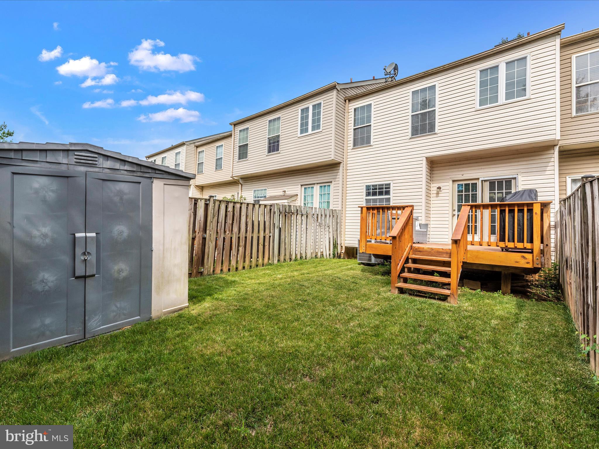 WILLOW BROOK - Residential