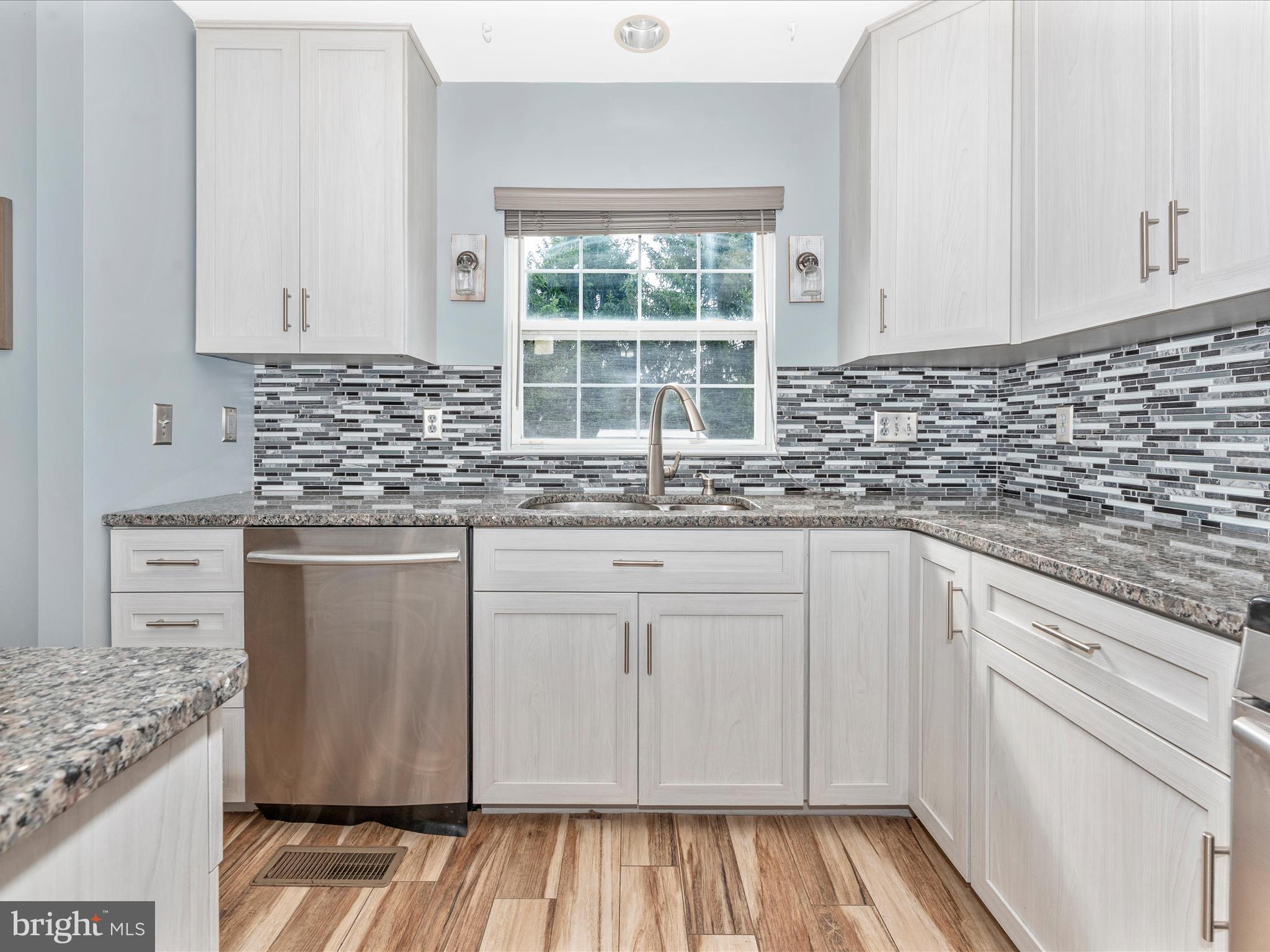 WILLOW BROOK - Residential