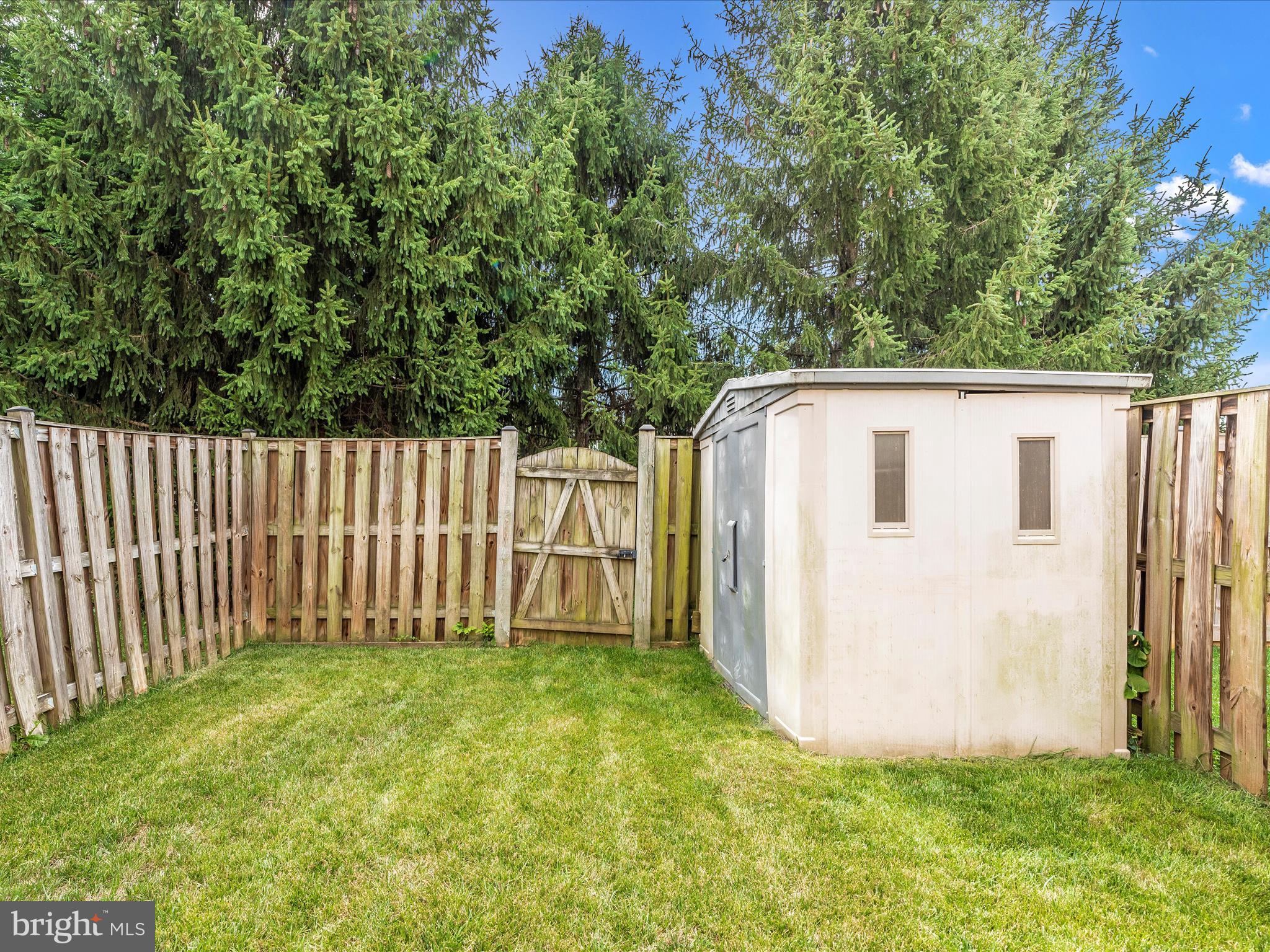 WILLOW BROOK - Residential