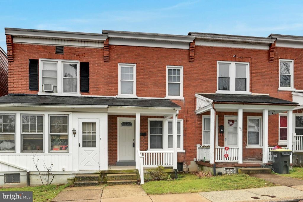 Photo of 648 OCEAN AVE, LANCASTER, PA 17603 (MLS # PALA2029988)