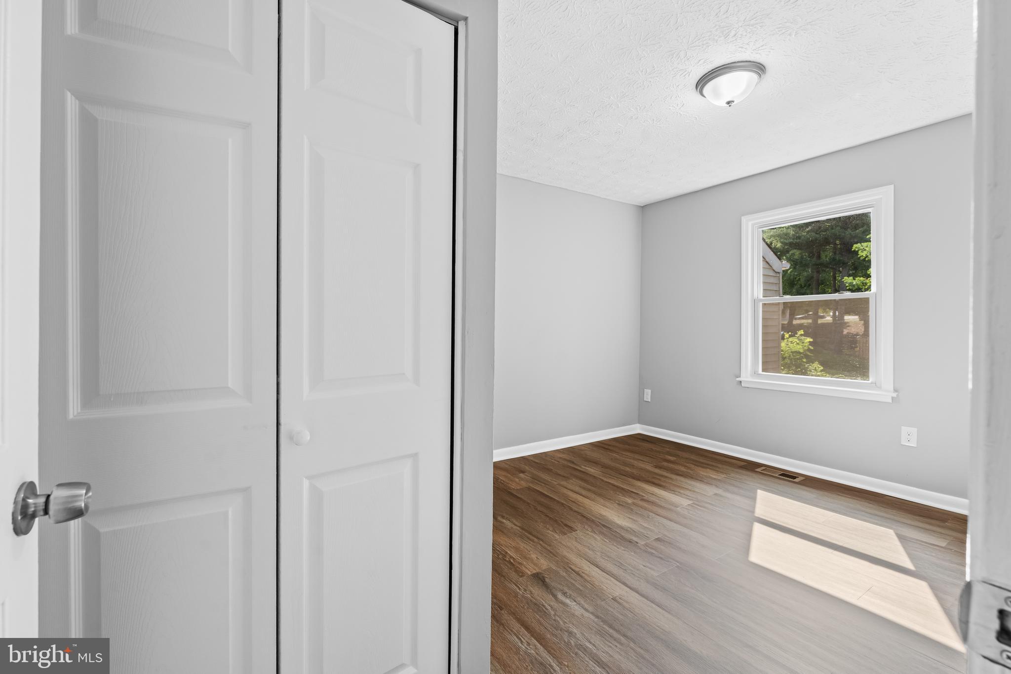 HILLCREST TOWNE - Residential