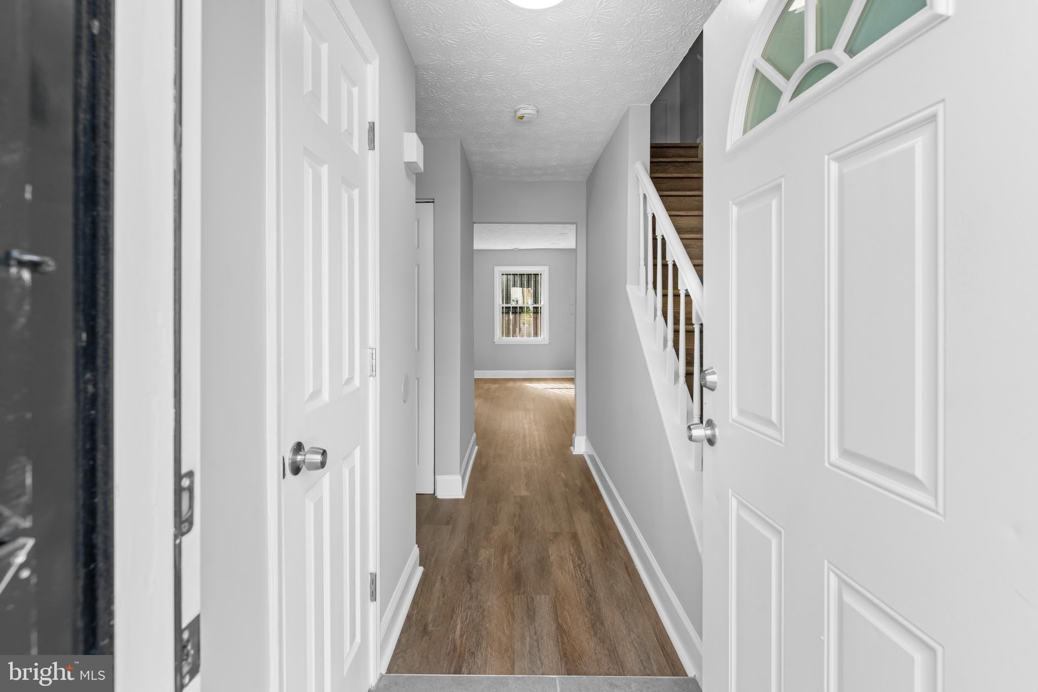 HILLCREST TOWNE - Residential