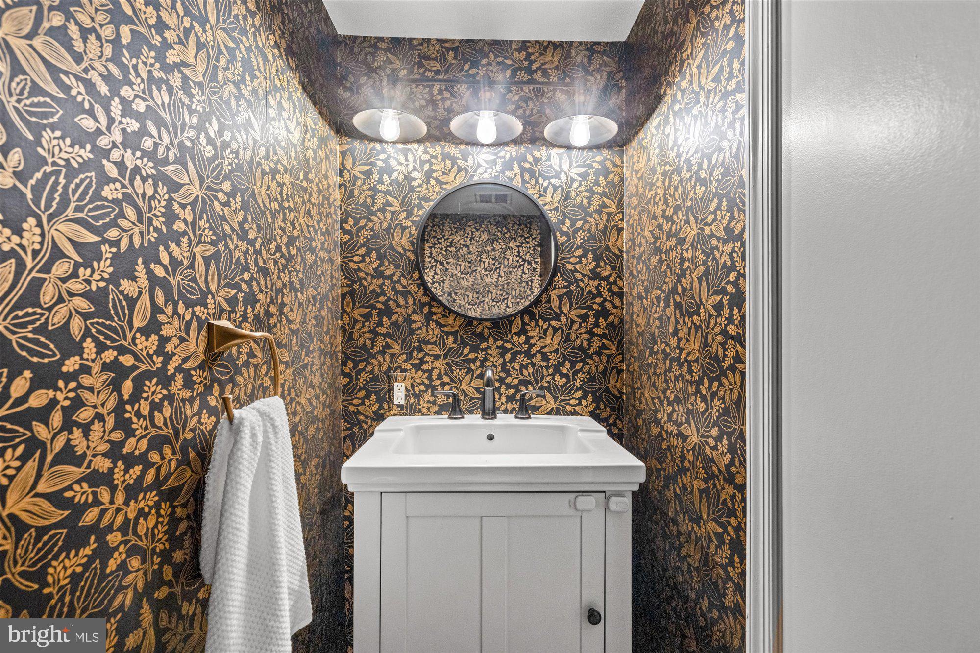 5431 RICHENBACHER AVENUE